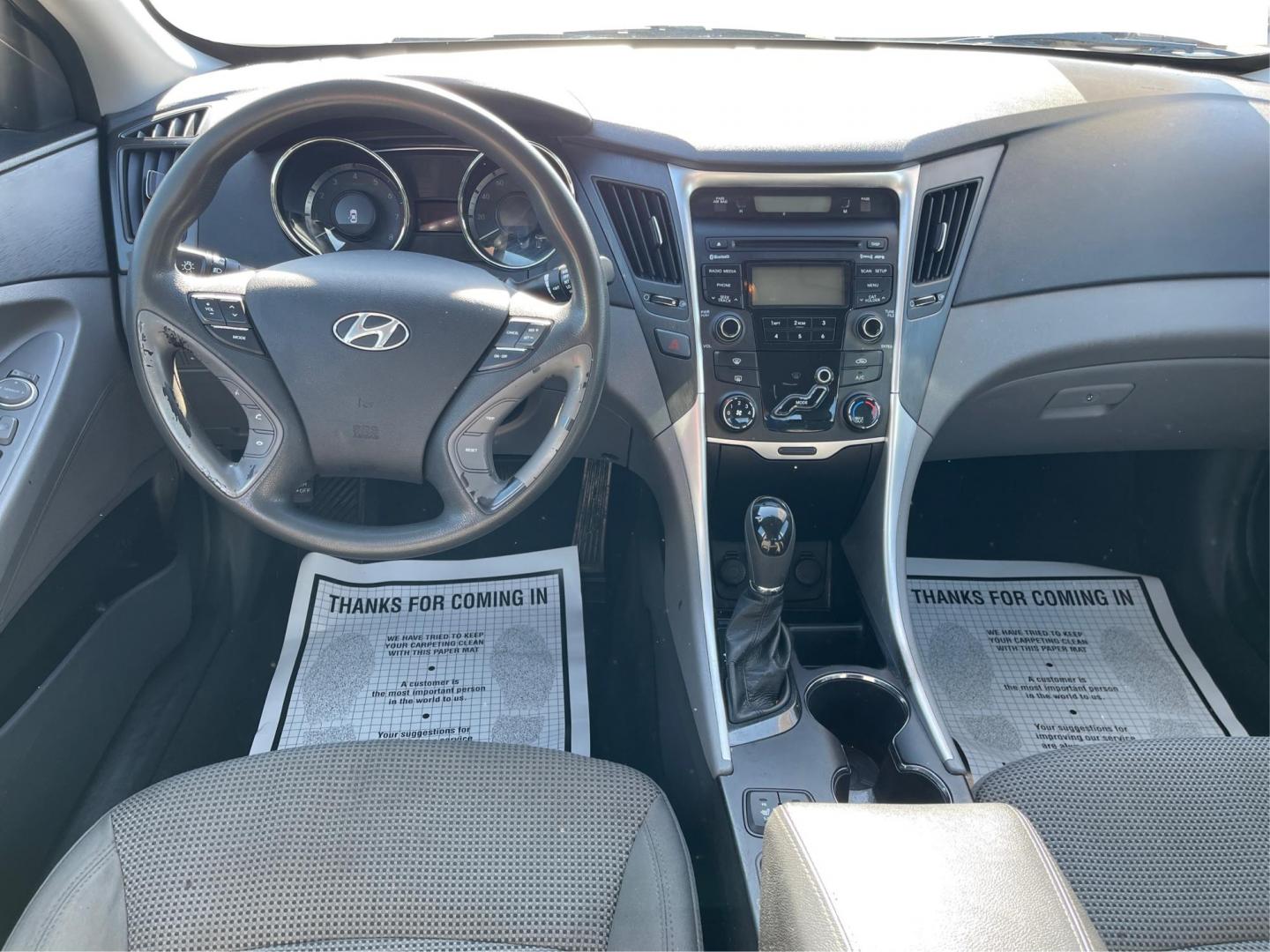 2013 Hyundai Sonata GLS (5NPEB4AC3DH) with an 2.4L L4 DOHC 16V engine, 6-Speed Automatic transmission, located at 1951 S Dayton Lakeview Rd., New Carlisle, OH, 45344, (937) 908-9800, 39.890999, -84.050255 - Photo#20