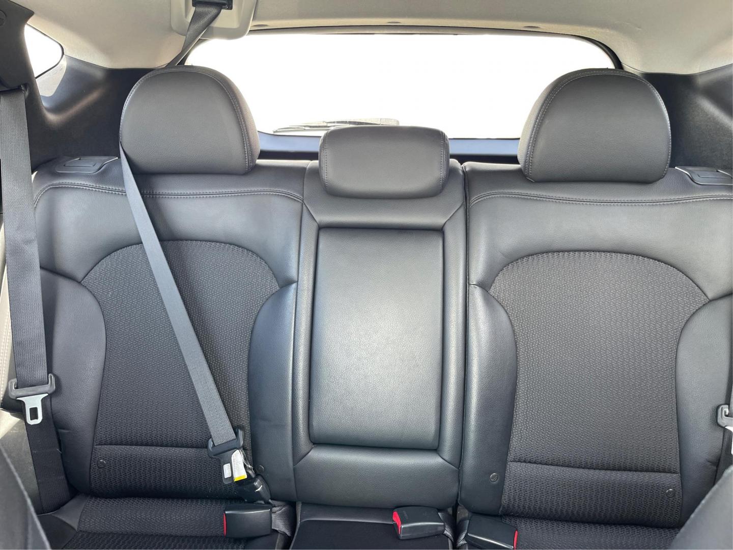 2013 Hyundai Tucson GLS (KM8JU3AC1DU) with an Theta II 2.4L I-4 DOHC engine, located at 1099 N County Rd 25A , Troy, OH, 45373, (937) 908-9800, 40.057041, -84.215462 - Photo#13