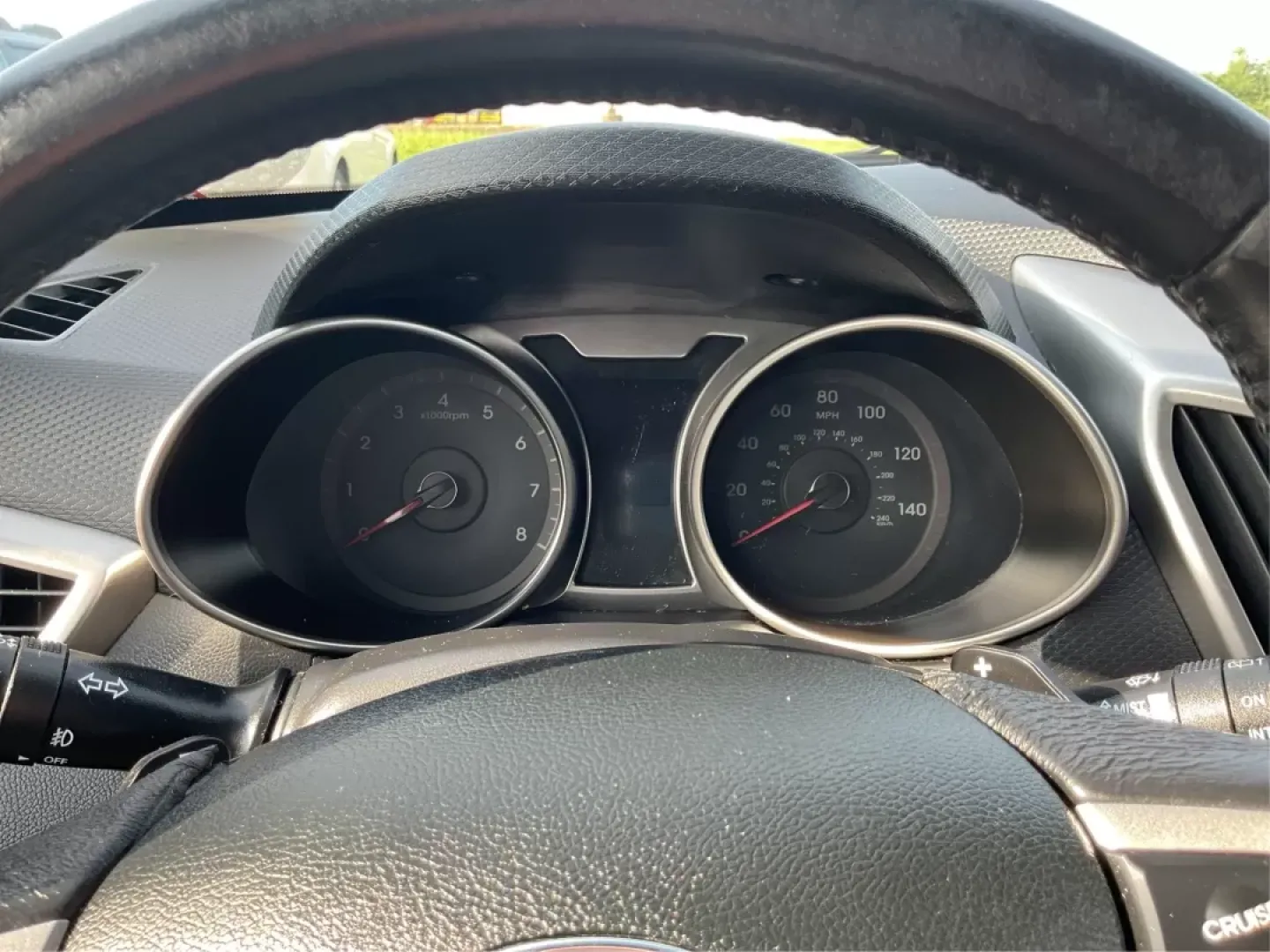 2013 Hyundai Veloster Base w/Black (KMHTC6ADXDU) with an 1.6L I-4 gasoline direct injection engine, located at 880 E. National Road, OH, 45377, (937) 908-9800, 39.891918, -84.183975 - Photo#13