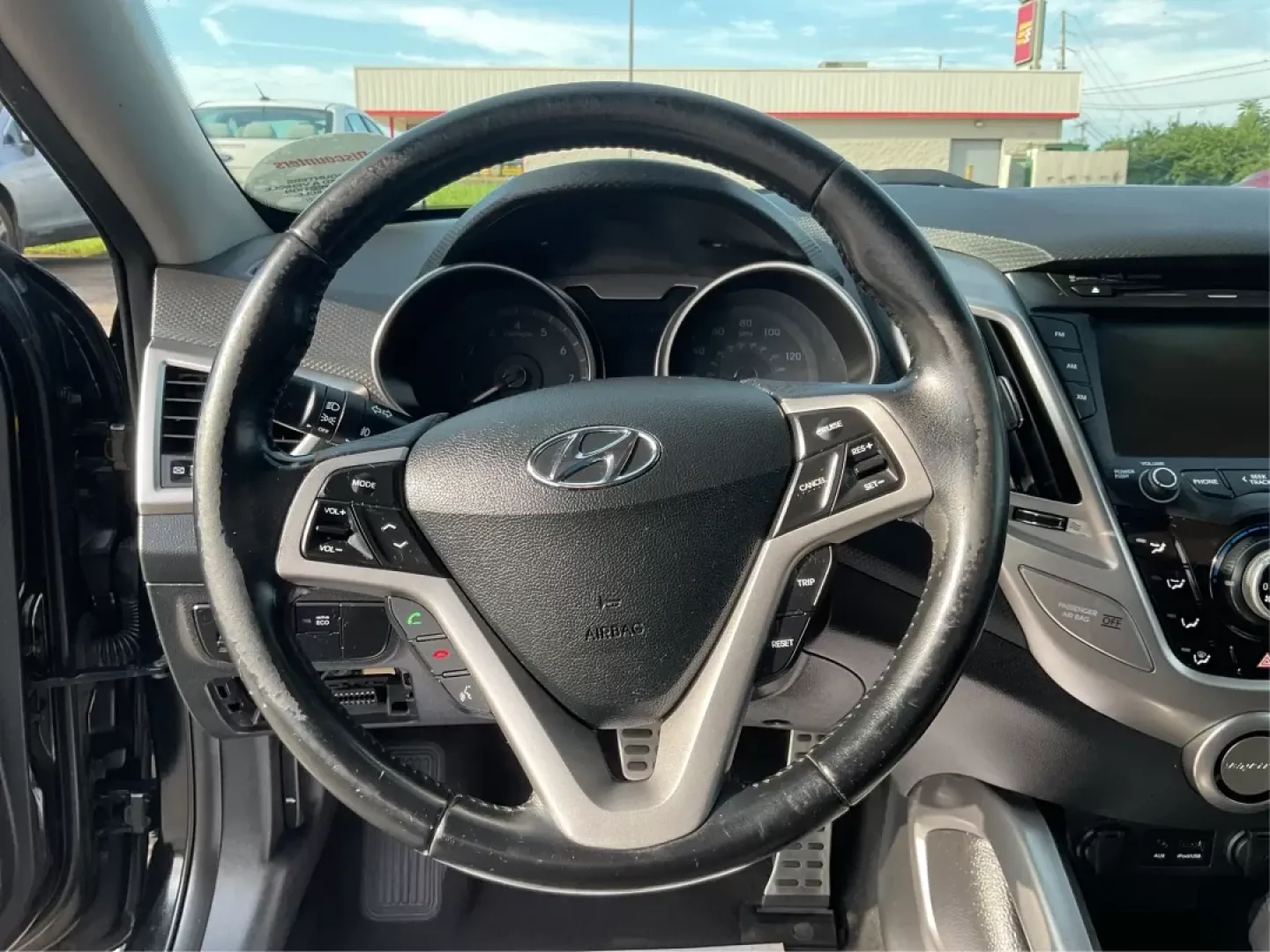 2013 Hyundai Veloster Base w/Black (KMHTC6ADXDU) with an 1.6L I-4 gasoline direct injection engine, located at 880 E. National Road, OH, 45377, (937) 908-9800, 39.891918, -84.183975 - Photo#14
