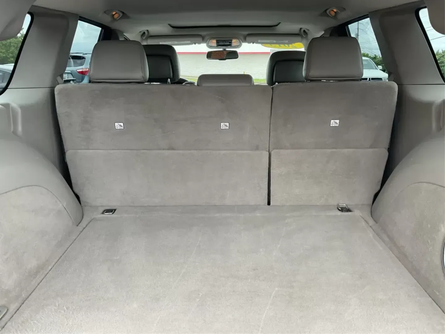 2013 Jeep Grand Cherokee Laredo (1C4RJFAGXDC) with an Other engine, located at 8750 N County Rd 25A, Piqua, OH, 45356, (937) 908-9800, 40.164391, -84.232513 - Photo#12