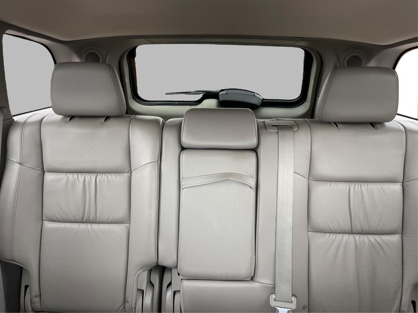 2013 Jeep Grand Cherokee Laredo (1C4RJFAG8DC) with an 3.6L V-6 DOHC engine, located at 1951 S Dayton Lakeview Rd., New Carlisle, OH, 45344, (937) 908-9800, 39.890999, -84.050255 - Photo#13