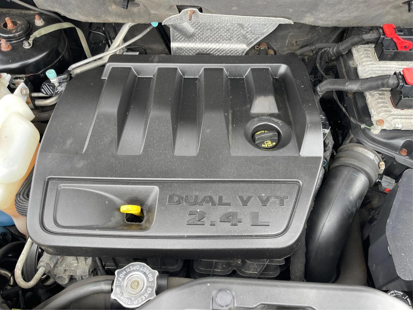 2013 Jeep Patriot Sport 4WD (1C4NJRBBXDD) with an 2.4L L4 DOHC 16V engine, located at 401 Woodman Dr, Riverside, OH, 45431, (937) 908-9800, 39.761024, -84.120956 - Photo#10