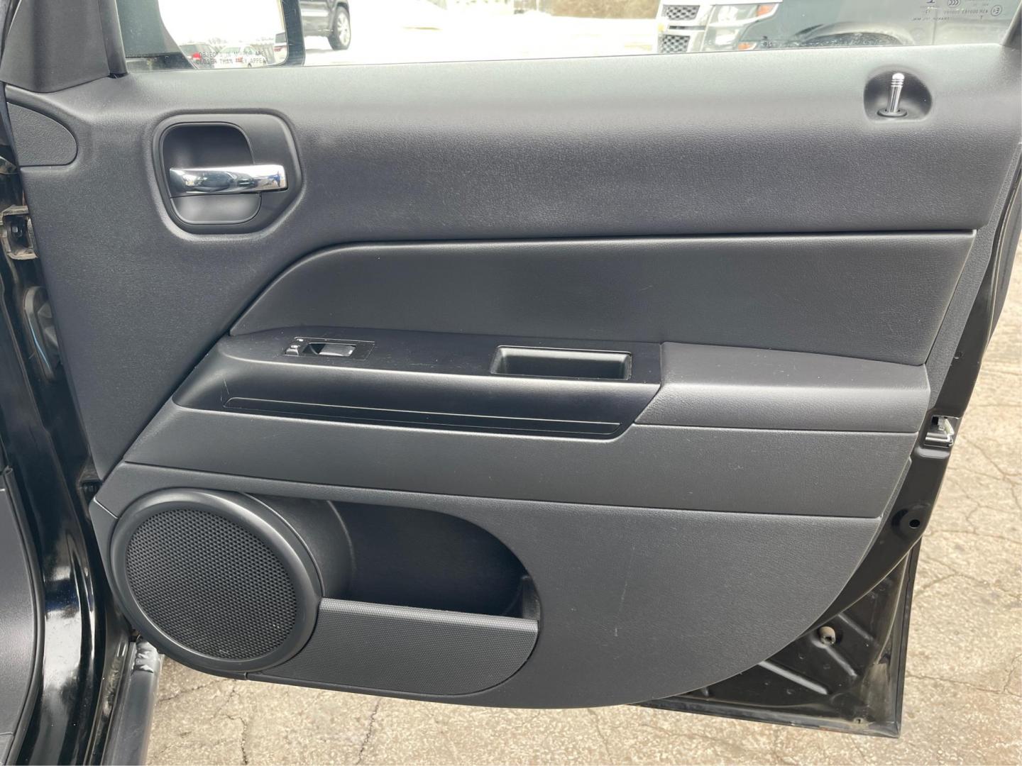 2013 Jeep Patriot Sport 4WD (1C4NJRBBXDD) with an 2.4L L4 DOHC 16V engine, located at 401 Woodman Dr, Riverside, OH, 45431, (937) 908-9800, 39.761024, -84.120956 - Photo#17