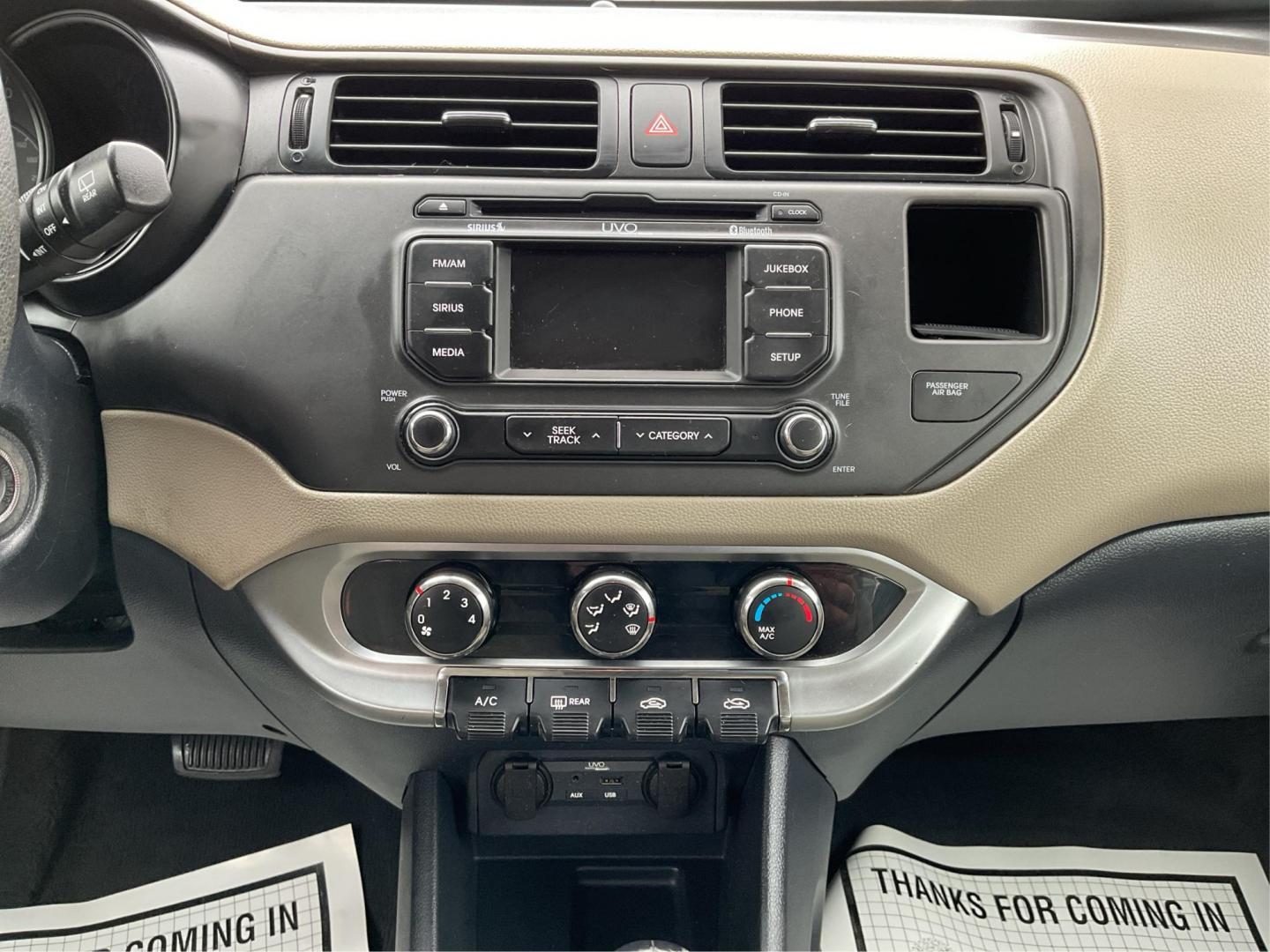 2013 Kia Rio EX (KNADN5A30D6) with an 1.6L I-4 gasoline direct injection engine, located at 1951 S Dayton Lakeview Rd., New Carlisle, OH, 45344, (937) 908-9800, 39.890999, -84.050255 - Photo#12