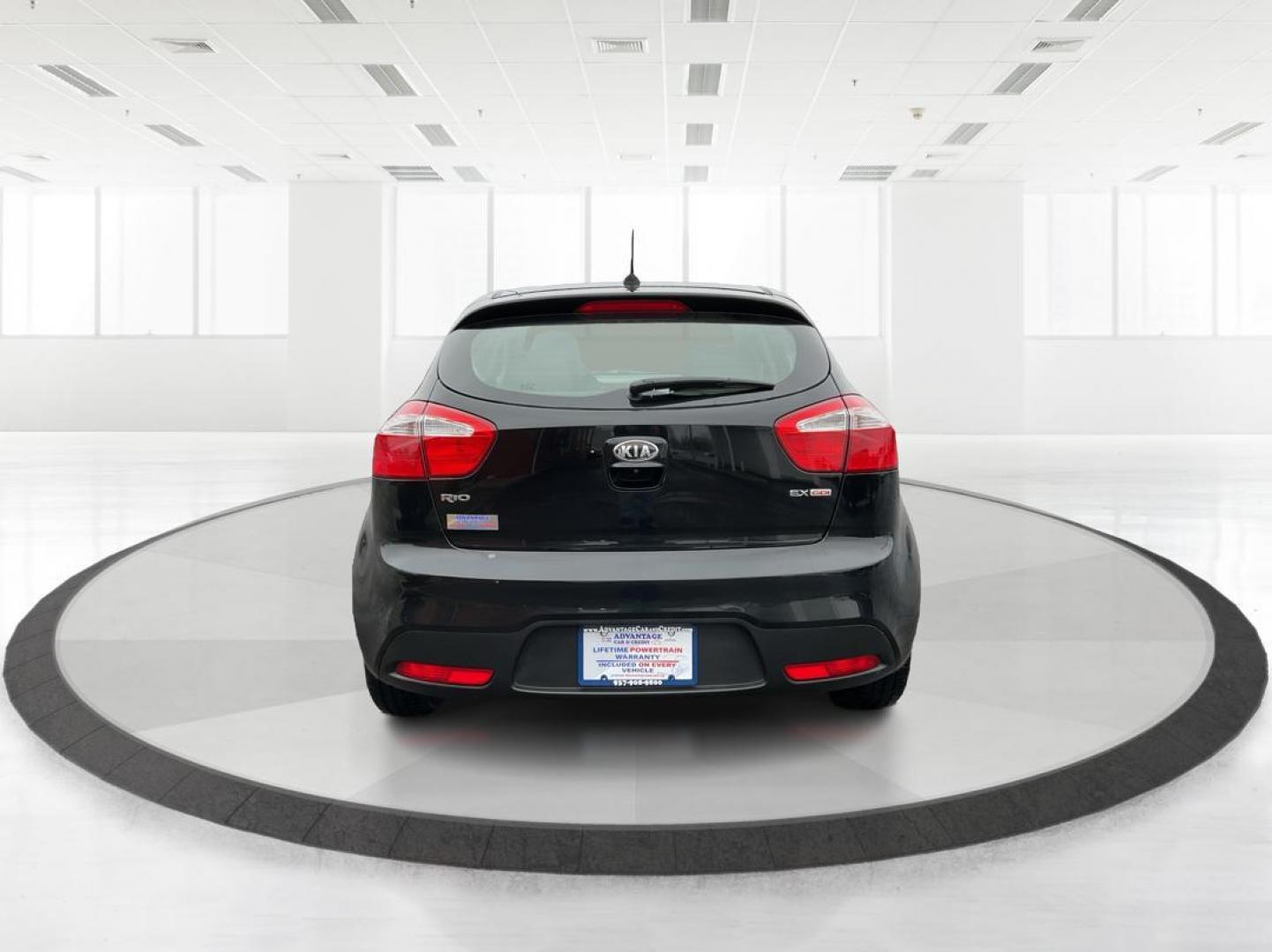 2013 Kia Rio EX (KNADN5A30D6) with an 1.6L I-4 gasoline direct injection engine, located at 1951 S Dayton Lakeview Rd., New Carlisle, OH, 45344, (937) 908-9800, 39.890999, -84.050255 - Photo#3