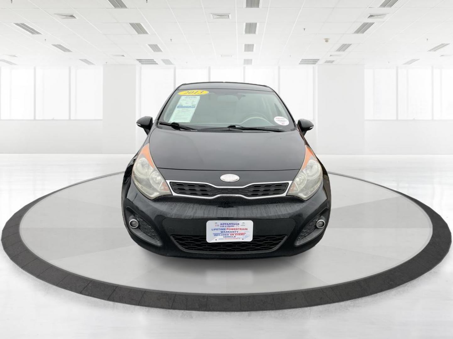 2013 Kia Rio EX (KNADN5A30D6) with an 1.6L I-4 gasoline direct injection engine, located at 1951 S Dayton Lakeview Rd., New Carlisle, OH, 45344, (937) 908-9800, 39.890999, -84.050255 - Photo#6