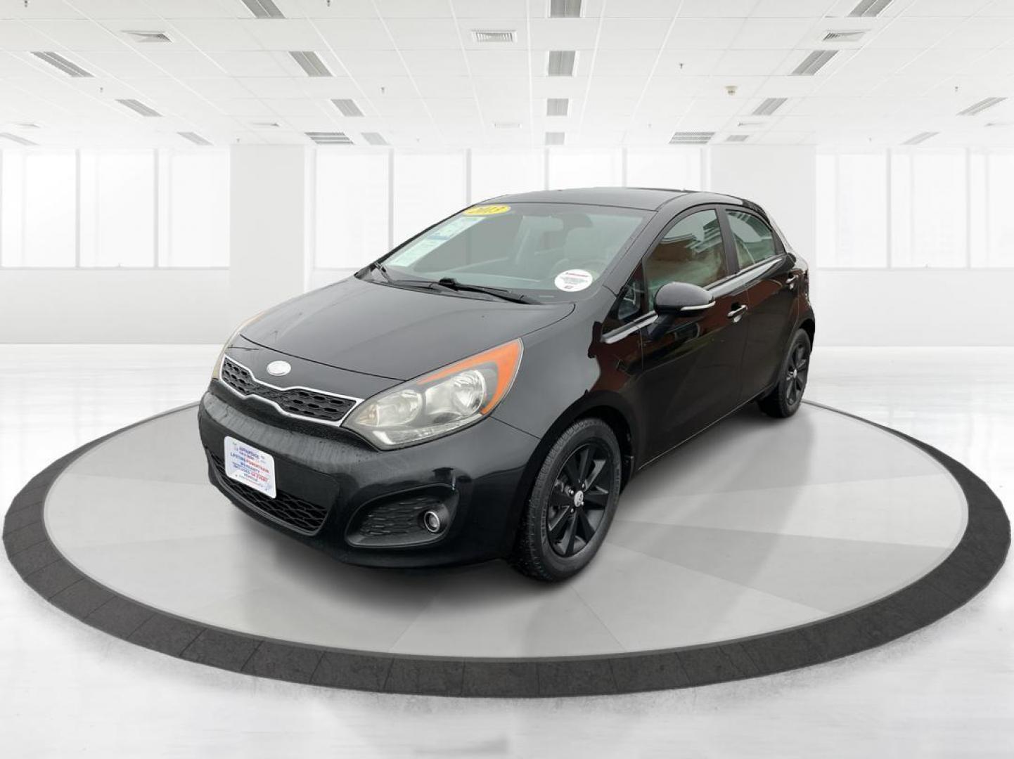 2013 Kia Rio EX (KNADN5A30D6) with an 1.6L I-4 gasoline direct injection engine, located at 1951 S Dayton Lakeview Rd., New Carlisle, OH, 45344, (937) 908-9800, 39.890999, -84.050255 - Photo#7