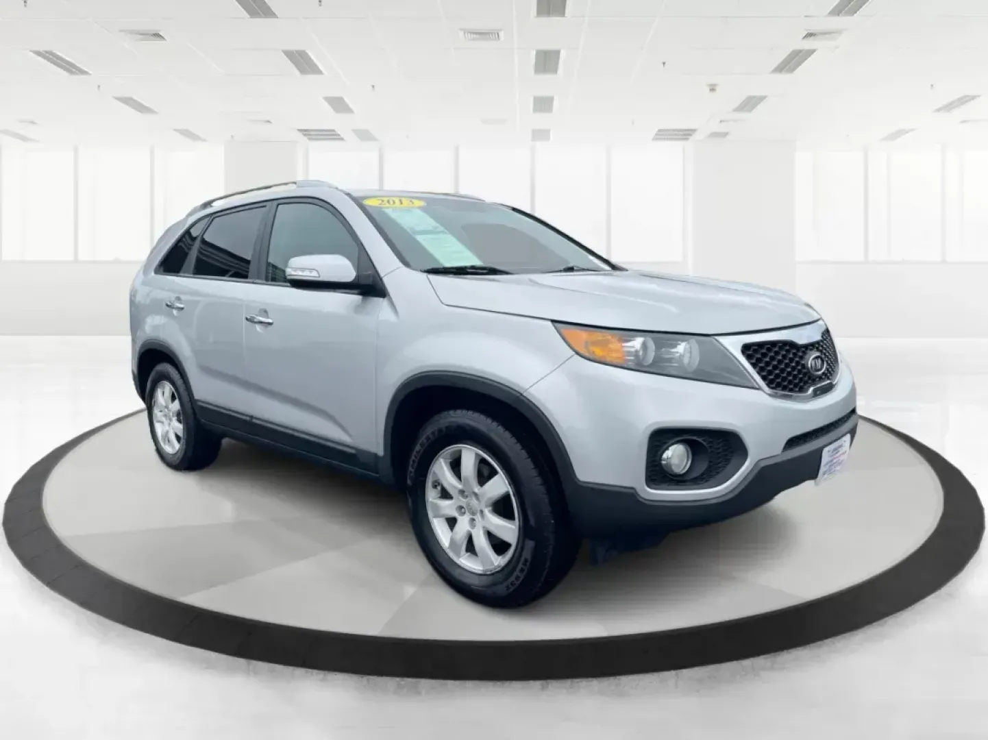 2013 Kia Sorento LX (5XYKT3A61DG) with an 2.4L I-4 gasoline direct injection engine, located at 401 Woodman Dr, Riverside, OH, 45431, (937) 908-9800, 39.761024, -84.120956 - Photo#0