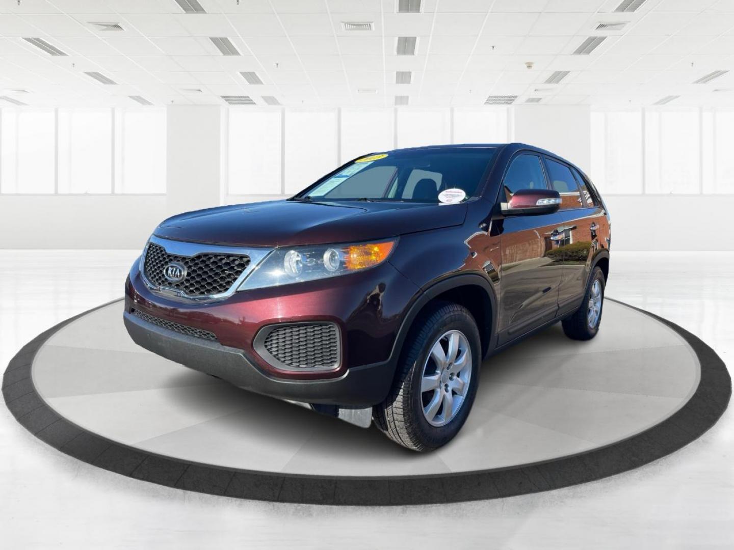 2013 Kia Sorento LX 2WD (5XYKT3A14DG) with an 2.4L L4 DOHC 16V engine, 6-Speed Automatic transmission, located at 8750 N County Rd 25A, Piqua, OH, 45356, (937) 908-9800, 40.164391, -84.232513 - Photo#7
