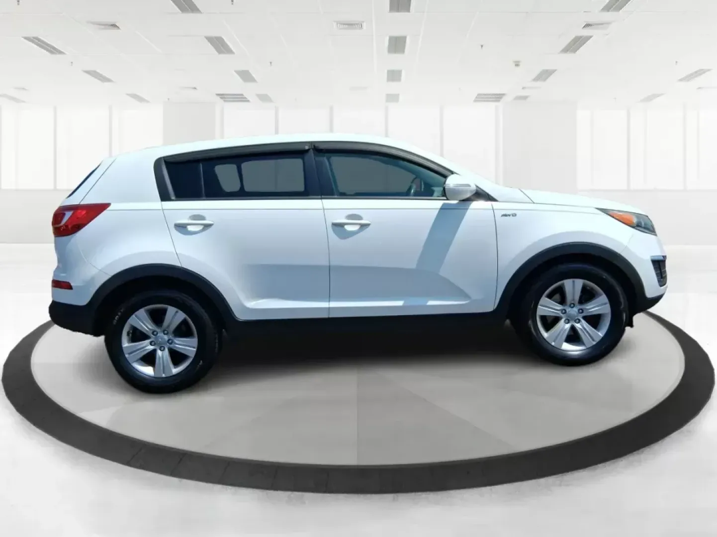 2013 Kia Sportage LX (KNDPBCA20D7) with an 2.4L I-4 DOHC engine, located at 880 E. National Road, OH, 45377, (937) 908-9800, 39.891918, -84.183975 - Photo#1