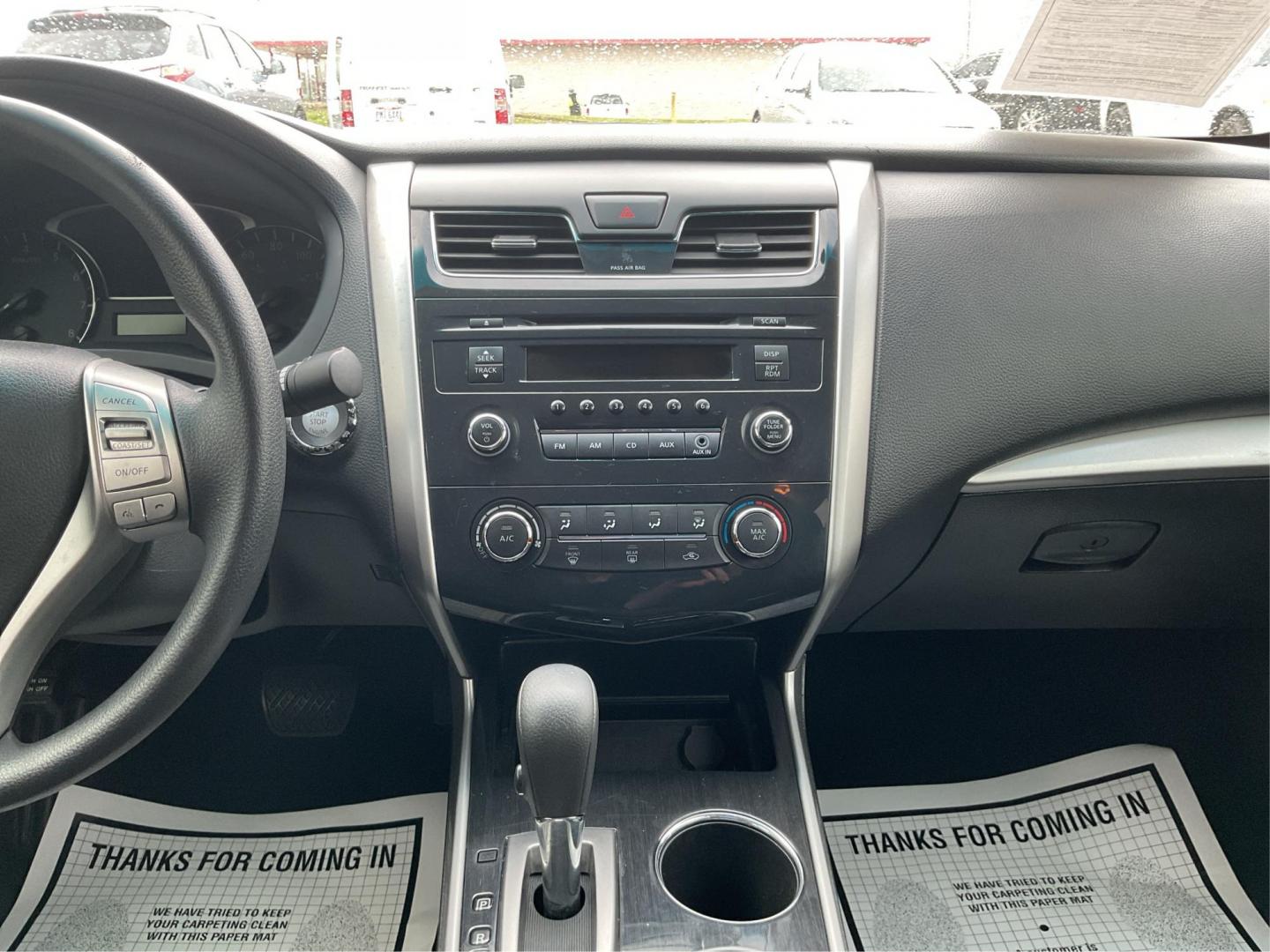 2013 Nissan Altima 2.5 S (1N4AL3APXDN) with an 2.5L I-4 DOHC engine, located at 4508 South Dixie Dr, Moraine, OH, 45439, (937) 908-9800, 39.807072, -84.031563 - Photo#12