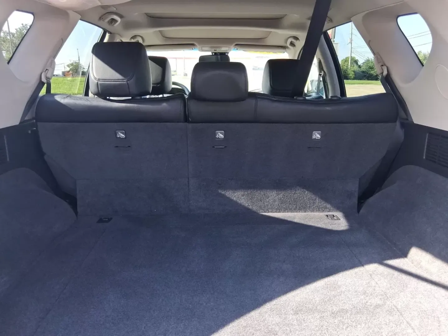 2015 Jeep Renegade Latitude (ZACCJBBTXFP) with an Other engine, located at 8750 N County Rd 25A, Piqua, OH, 45356, (937) 908-9800, 40.164391, -84.232513 - Photo#12