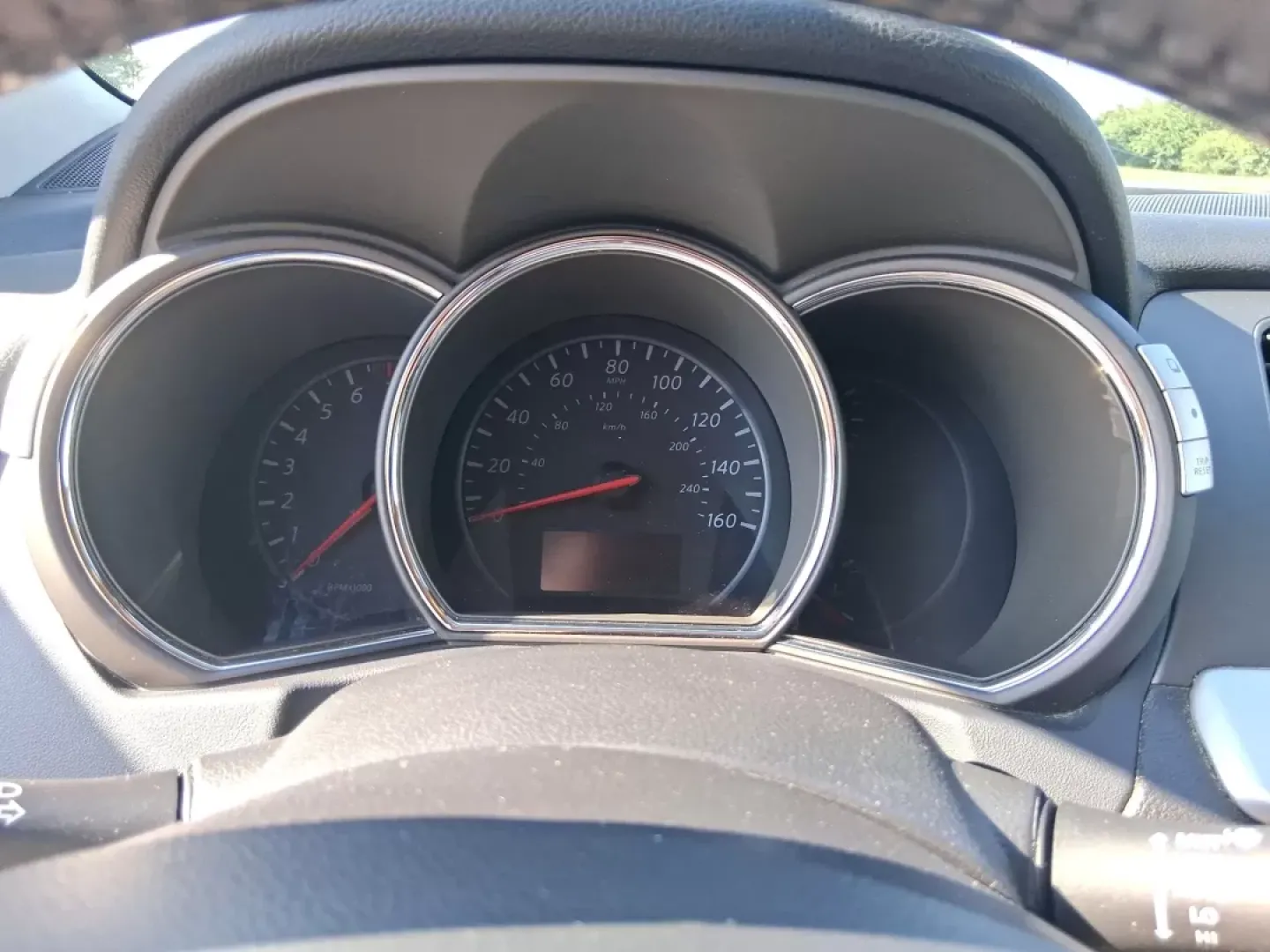 2015 Jeep Renegade Latitude (ZACCJBBTXFP) with an Other engine, located at 8750 N County Rd 25A, Piqua, OH, 45356, (937) 908-9800, 40.164391, -84.232513 - Photo#15