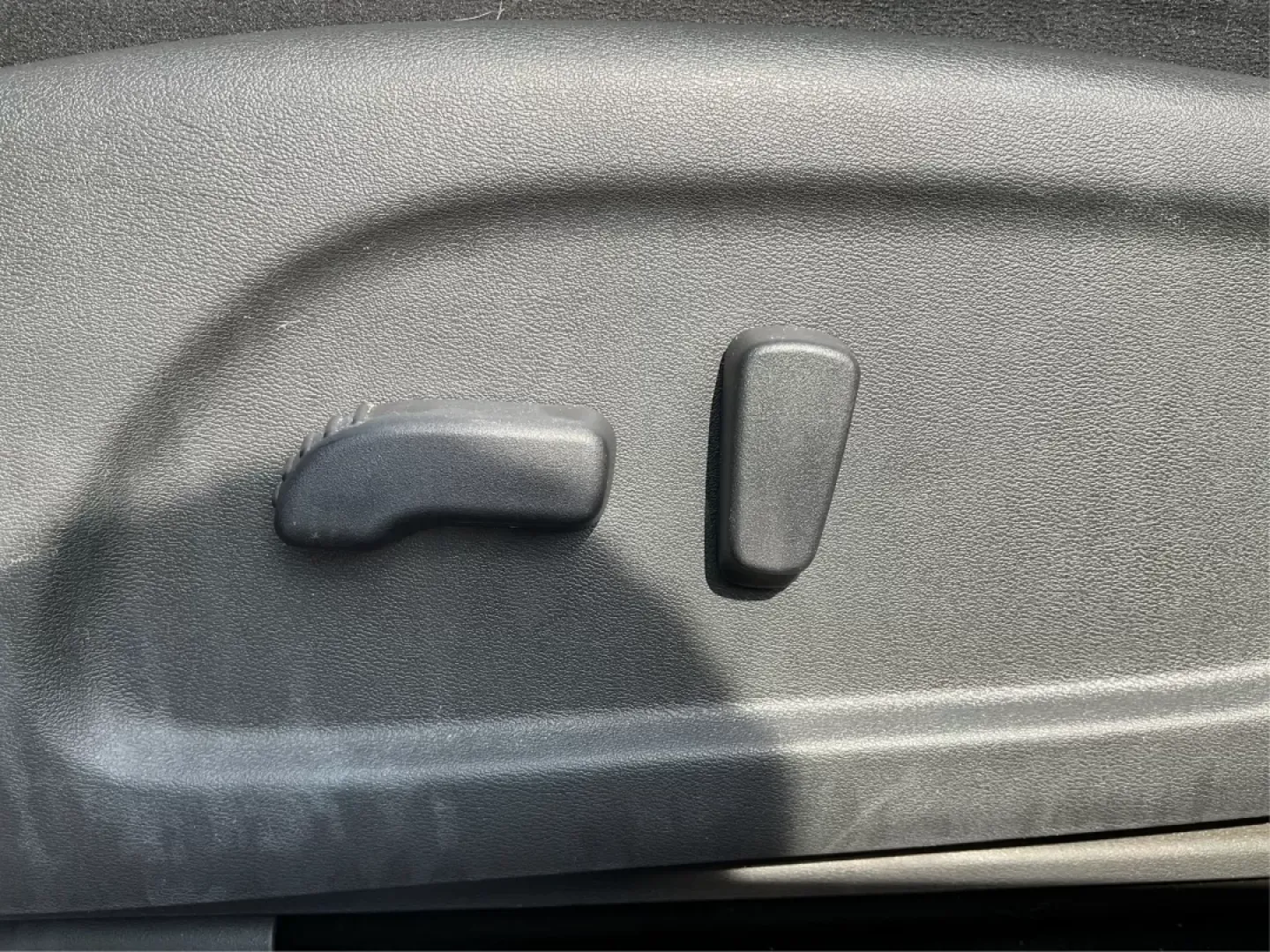 2016 Ford Fiesta Titanium (3FADP4CJ9GM) with an 1.6L I-4 DOHC engine, located at 1951 S Dayton Lakeview Rd., New Carlisle, OH, 45344, (937) 908-9800, 39.890999, -84.050255 - Photo#17