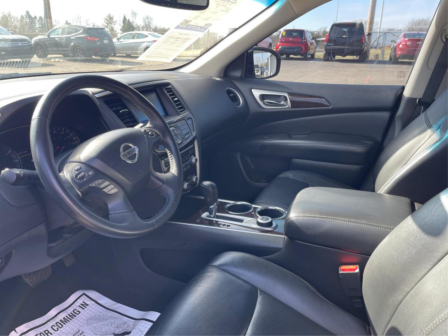 2013 Nissan Pathfinder SL (5N1AR2MM1DC) with an Other engine, located at 4508 South Dixie Dr, Moraine, OH, 45439, (937) 908-9800, 39.807072, -84.031563 - Photo#8