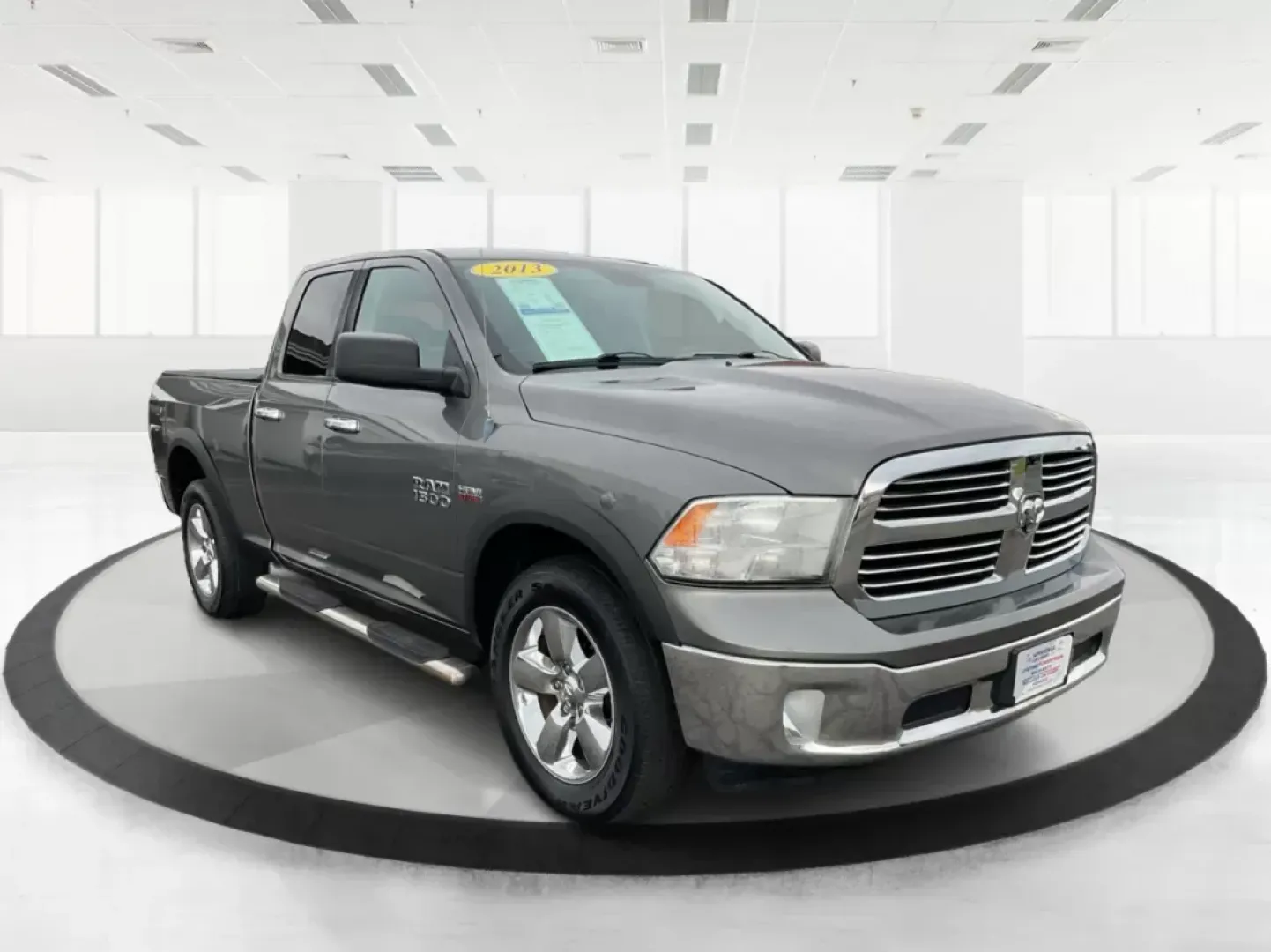2013 Ram 1500 Big Horn (1C6RR7GT4DS) with an HEMI 5.7L V-8 variable valve control engine, located at 1230 East Main St, Xenia, OH, 45385, (937) 908-9800, 39.688042, -83.910538 - Photo#0