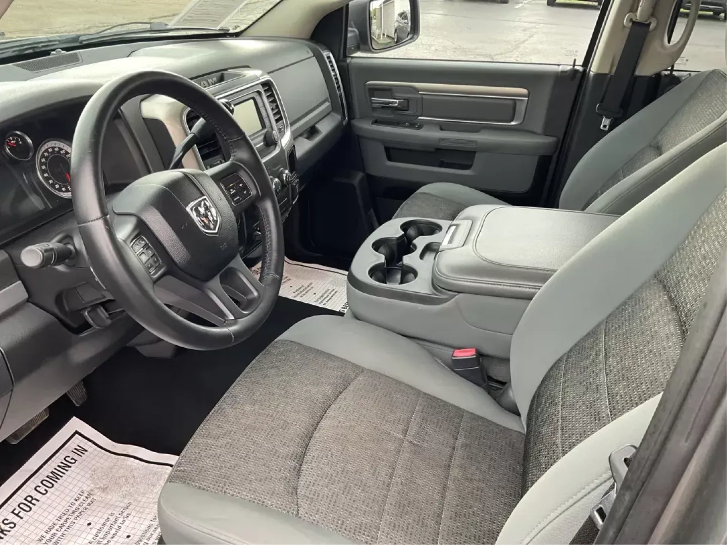 2013 Ram 1500 Big Horn (1C6RR7GT4DS) with an HEMI 5.7L V-8 variable valve control engine, located at 1230 East Main St, Xenia, OH, 45385, (937) 908-9800, 39.688042, -83.910538 - Photo#8