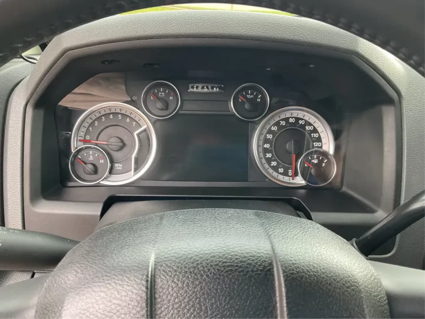 2013 Ram 1500 Big Horn (1C6RR7GT4DS) with an HEMI 5.7L V-8 variable valve control engine, located at 1230 East Main St, Xenia, OH, 45385, (937) 908-9800, 39.688042, -83.910538 - Photo#13