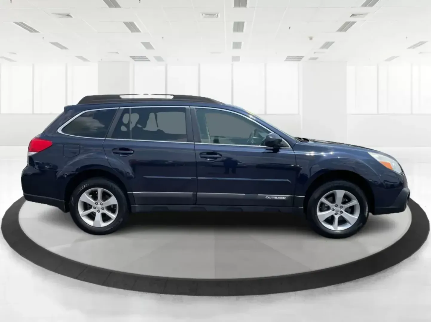 2013 Subaru Outback 2.5i Premium (4S4BRBGC0D3) with an 2.5L H-4 DOHC engine, located at 401 Woodman Dr, Riverside, OH, 45431, (937) 908-9800, 39.761024, -84.120956 - Photo#1