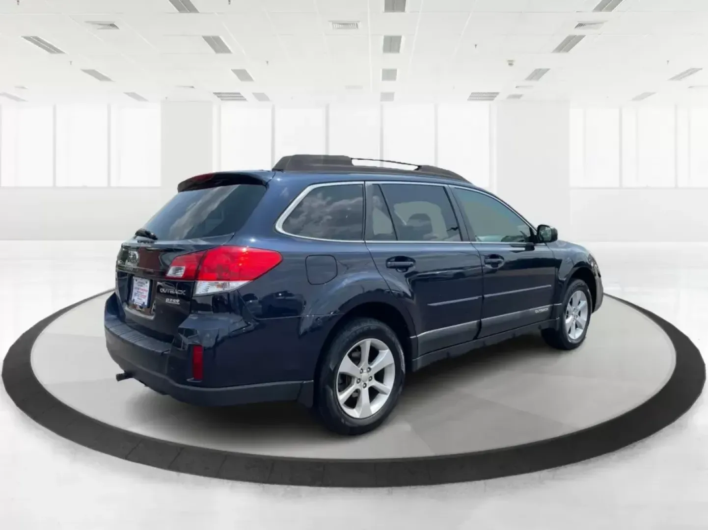 2013 Subaru Outback 2.5i Premium (4S4BRBGC0D3) with an 2.5L H-4 DOHC engine, located at 401 Woodman Dr, Riverside, OH, 45431, (937) 908-9800, 39.761024, -84.120956 - Photo#2