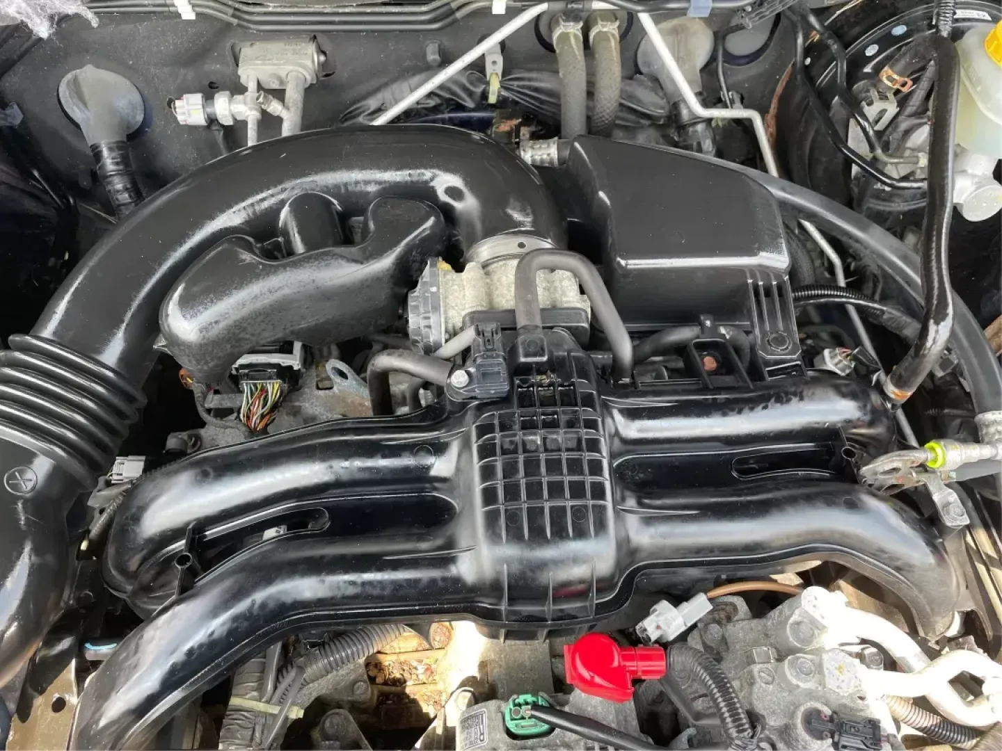 2013 Subaru Outback 2.5i Premium (4S4BRBGC0D3) with an 2.5L H-4 DOHC engine, located at 401 Woodman Dr, Riverside, OH, 45431, (937) 908-9800, 39.761024, -84.120956 - Photo#10