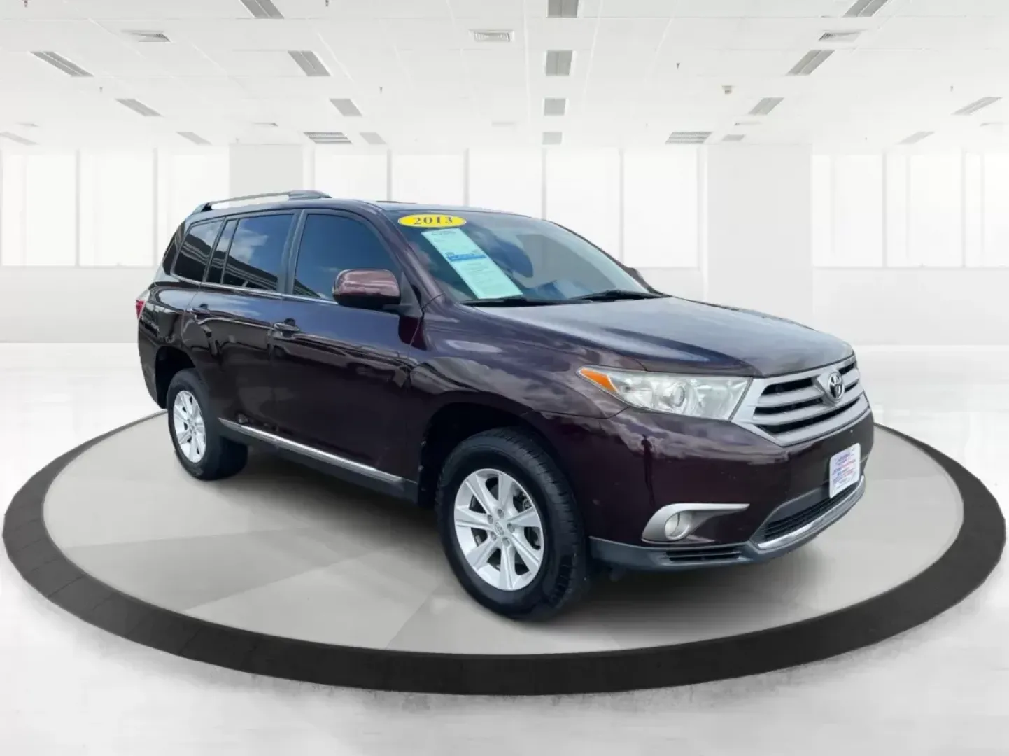 2013 Toyota Highlander SE V6 (5TDZK3EH9DS) with an 3.5L V-6 DOHC engine, located at 1184 Kauffman Ave, Fairborn, OH, 45324, (937) 908-9800, 39.807072, -84.031563 - Photo#0