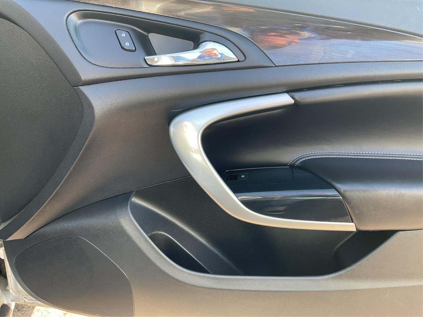 2014 Buick Regal Premium (2G4GN5EX8E9) with an Other engine, located at 880 E. National Road, OH, 45377, (937) 908-9800, 39.891918, -84.183975 - Photo#18