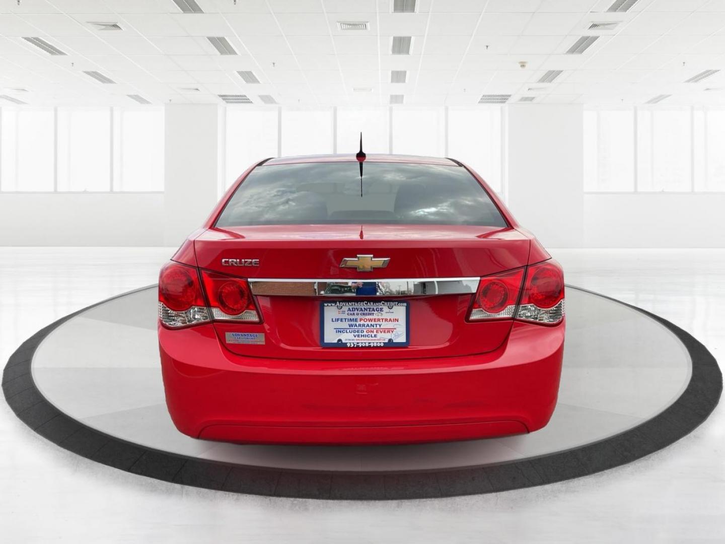 2014 Chevrolet Cruze LS Auto (1G1PA5SH2E7) with an ECOTEC 1.8L I-4 DOHC engine, located at 880 E. National Road, OH, 45377, (937) 908-9800, 39.891918, -84.183975 - Photo#3