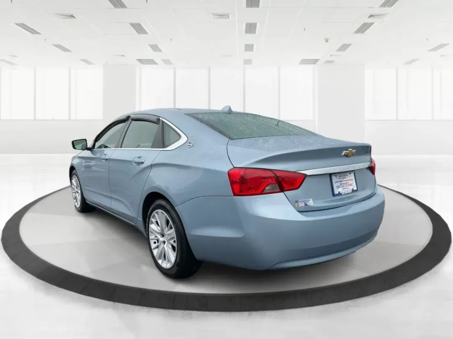 2014 Chevrolet Impala 1LS (1G11Y5SL3EU) with an ECOTEC 2.5L I-4 gasoline direct injection engine, located at 1230 East Main St, Xenia, OH, 45385, (937) 908-9800, 39.688042, -83.910538 - Photo#4
