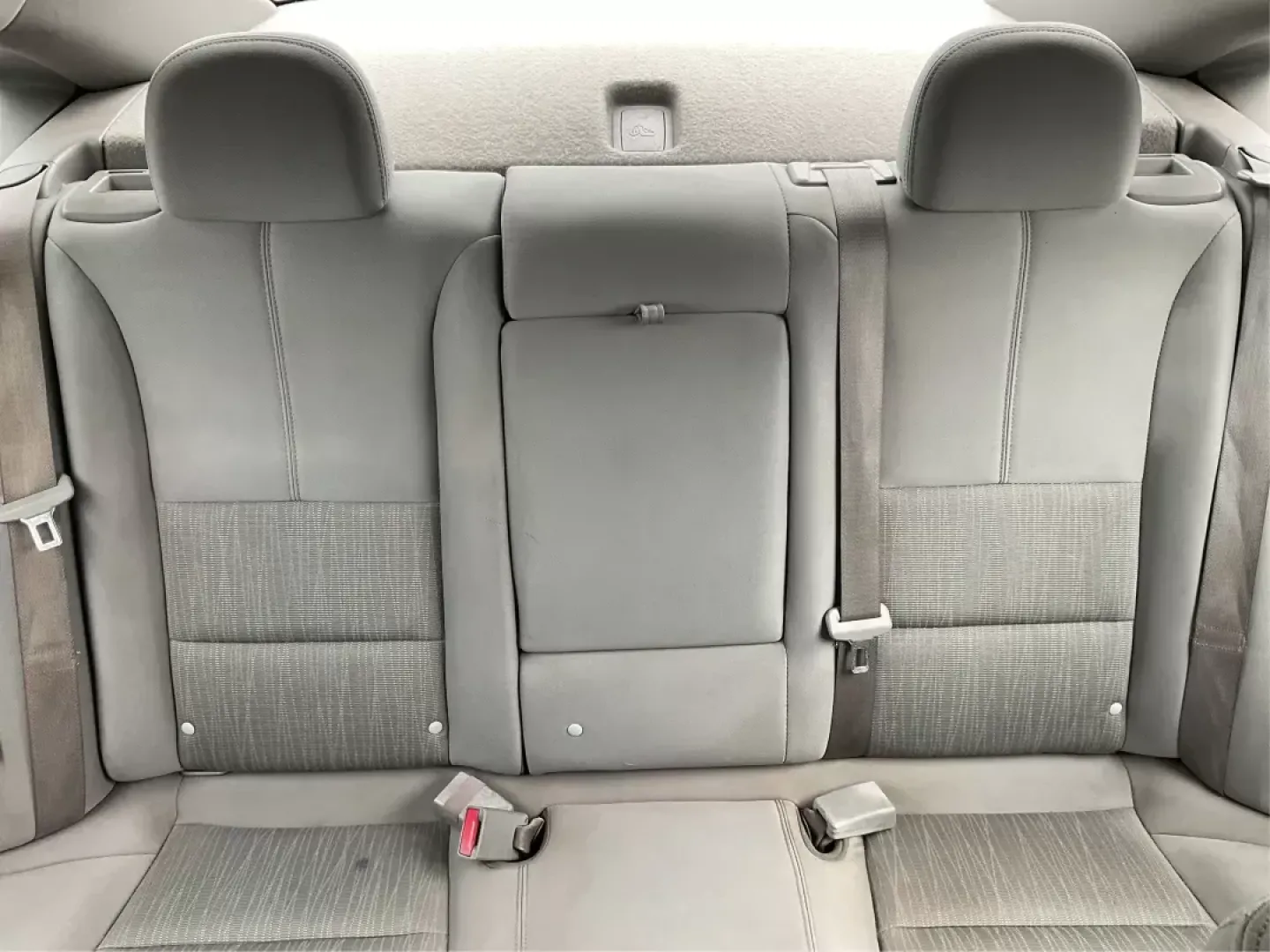 2014 Chevrolet Impala 1LS (1G11Y5SL3EU) with an ECOTEC 2.5L I-4 gasoline direct injection engine, located at 1230 East Main St, Xenia, OH, 45385, (937) 908-9800, 39.688042, -83.910538 - Photo#13