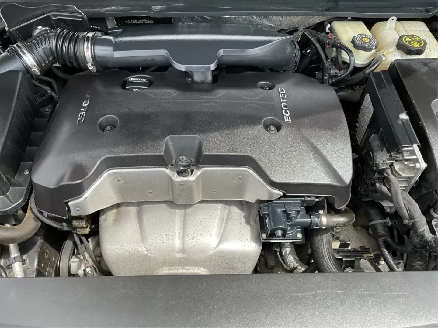 2014 Chevrolet Impala 1LT (1G1115SL6EU) with an ECOTEC 2.5L I-4 gasoline direct injection engine, located at 1951 S Dayton Lakeview Rd., New Carlisle, OH, 45344, (937) 908-9800, 39.890999, -84.050255 - Photo#9