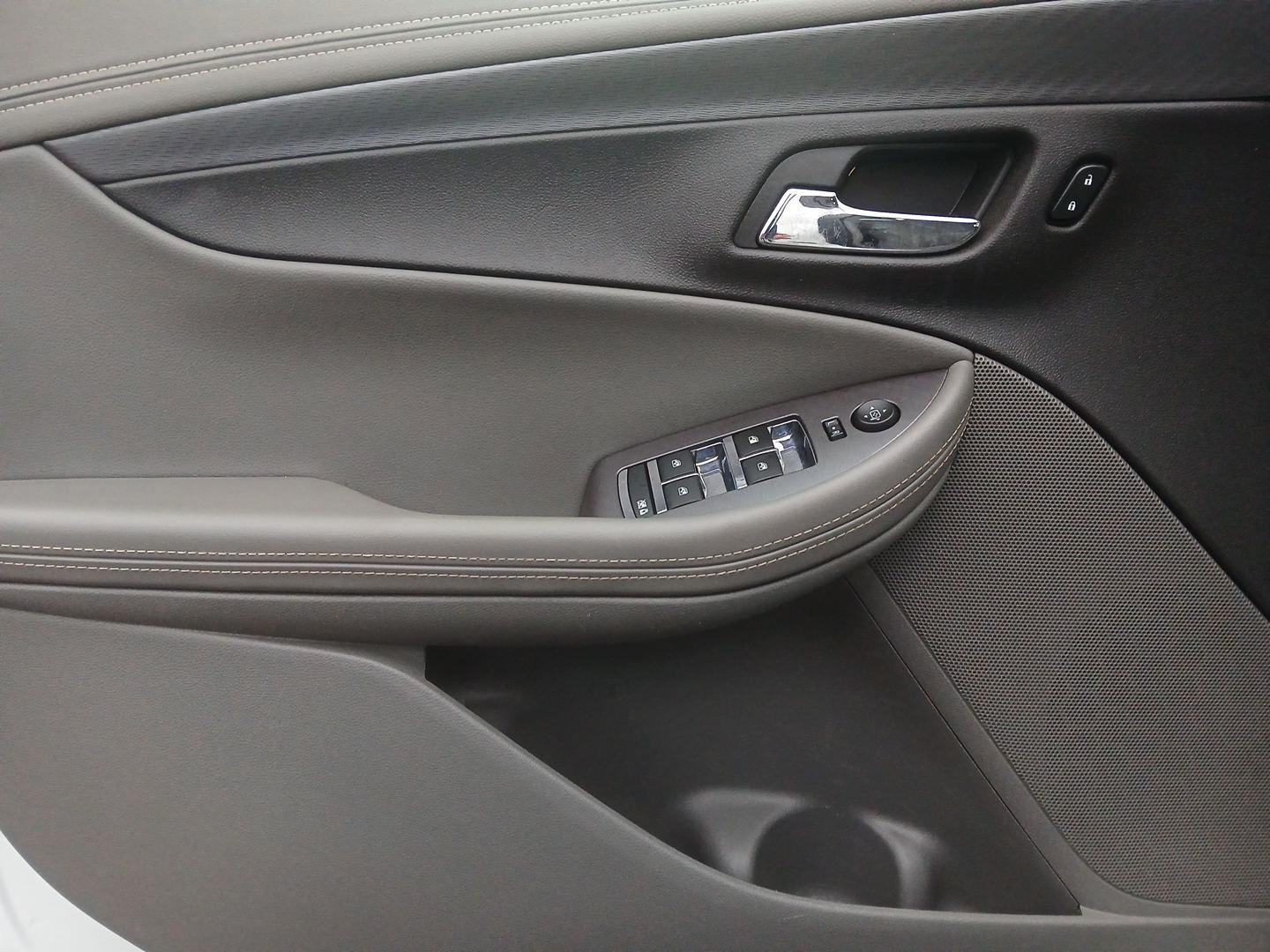 2014 Chevrolet Impala LS (2G11Y5SLXE9) with an 2.5L L4 DOHC 16V engine, 6-Speed Automatic transmission, located at 1099 N County Rd 25A , Troy, OH, 45373, (937) 908-9800, 40.057041, -84.215462 - Photo#18