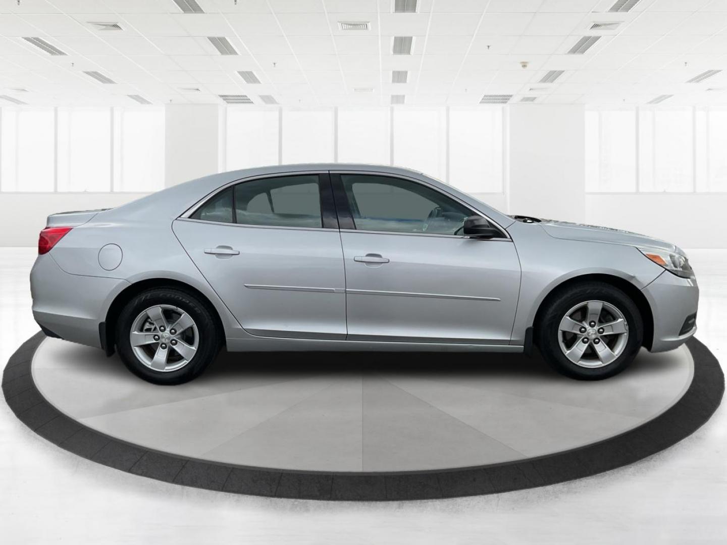 2014 Chevrolet Malibu 1LS (1G11B5SL5EU) with an ECOTEC 2.5L I-4 gasoline direct injection engine, located at 1184 Kauffman Ave, Fairborn, OH, 45324, (937) 908-9800, 39.807072, -84.031563 - Photo#0