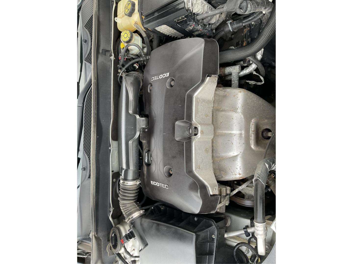 2014 Chevrolet Malibu 1LS (1G11B5SL5EU) with an ECOTEC 2.5L I-4 gasoline direct injection engine, located at 1184 Kauffman Ave, Fairborn, OH, 45324, (937) 908-9800, 39.807072, -84.031563 - Photo#7
