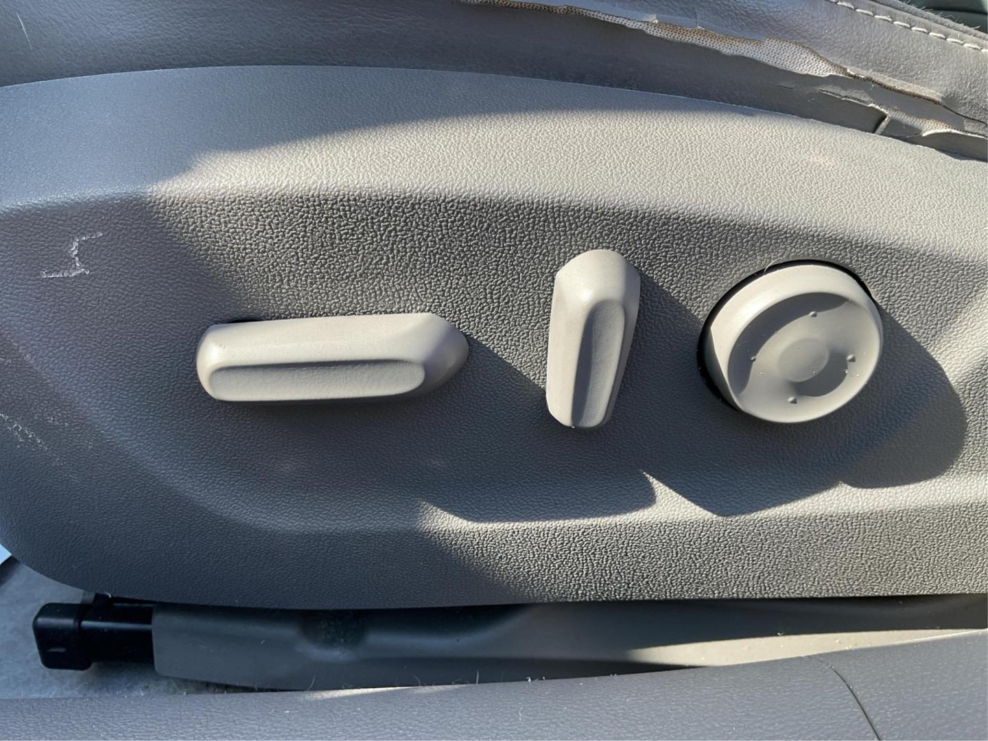 2014 Chevrolet Malibu LT (1G11E5SL4EF) with an Other engine, located at 1951 S Dayton Lakeview Rd., New Carlisle, OH, 45344, (937) 908-9800, 39.890999, -84.050255 - Photo#17