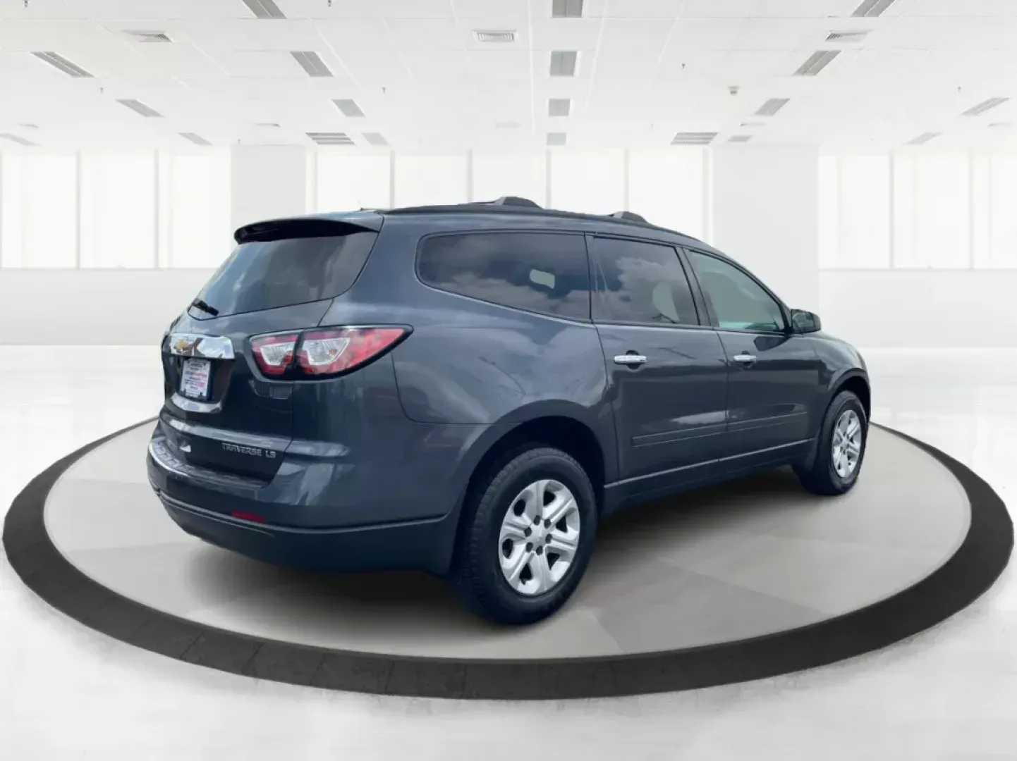 2014 Cyber Gray Metallic Chevrolet Traverse LS FWD w/PDC (1GNKRFED9EJ) with an 3.6L V6 DOHC 24V engine, 6-Speed Automatic transmission, located at 1951 S Dayton Lakeview Rd., New Carlisle, OH, 45344, (937) 908-9800, 39.890999, -84.050255 - Photo#2