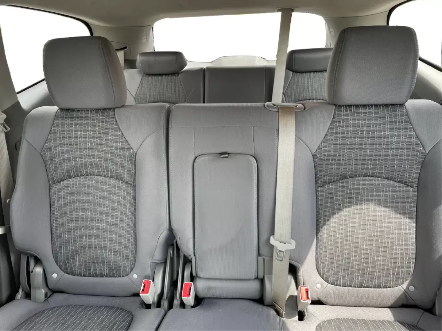 2014 Cyber Gray Metallic Chevrolet Traverse LS FWD w/PDC (1GNKRFED9EJ) with an 3.6L V6 DOHC 24V engine, 6-Speed Automatic transmission, located at 1951 S Dayton Lakeview Rd., New Carlisle, OH, 45344, (937) 908-9800, 39.890999, -84.050255 - Photo#14
