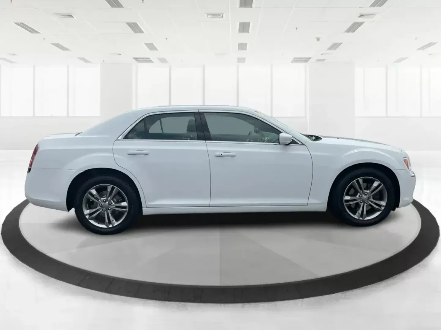 2014 Chrysler 300 Base (2C3CCARG4EH) with an Other engine, located at 1099 N County Rd 25A , Troy, OH, 45373, (937) 908-9800, 40.057041, -84.215462 - Photo#1