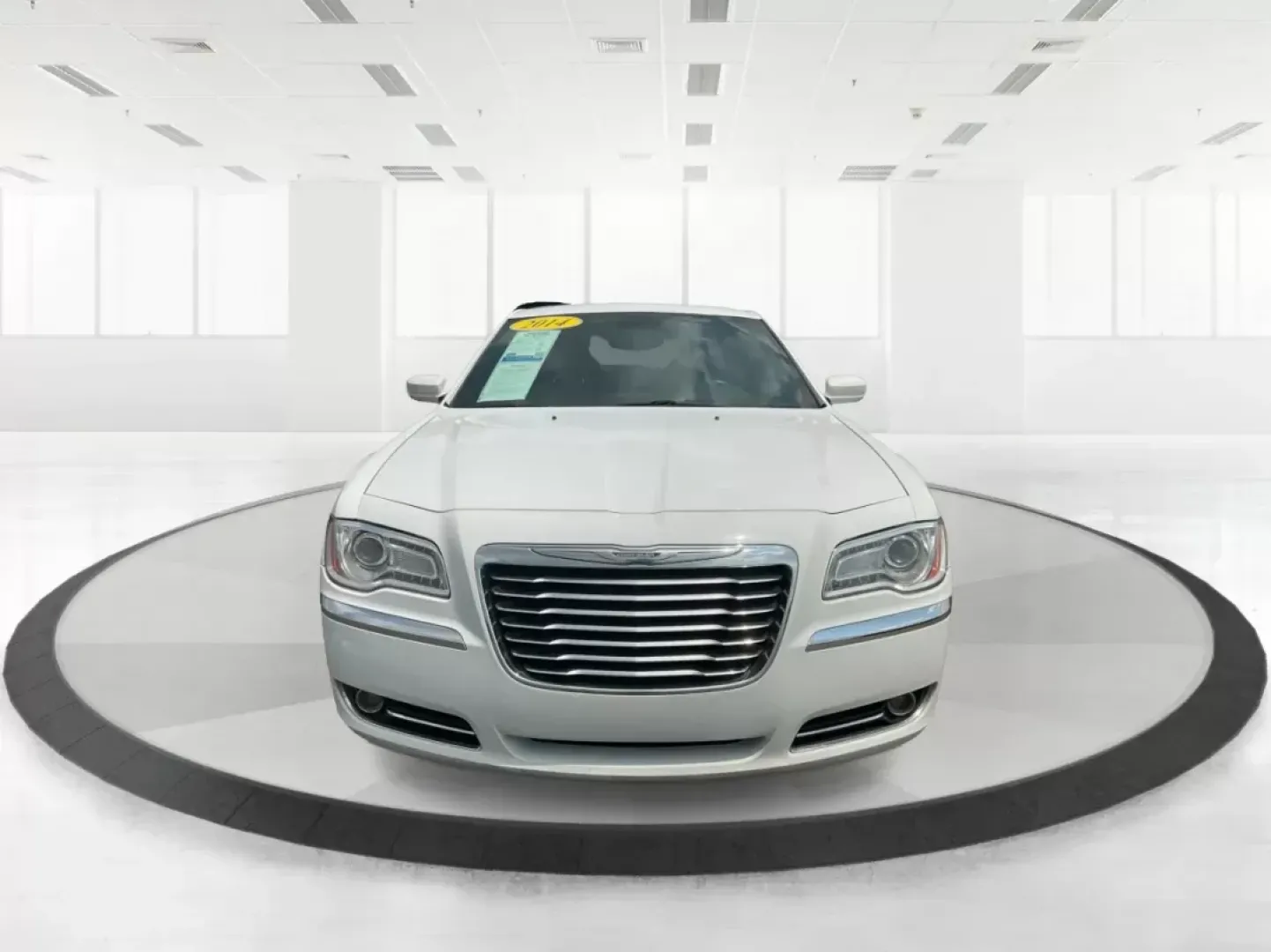 2014 Chrysler 300 Base (2C3CCARG4EH) with an Other engine, located at 1099 N County Rd 25A , Troy, OH, 45373, (937) 908-9800, 40.057041, -84.215462 - Photo#6
