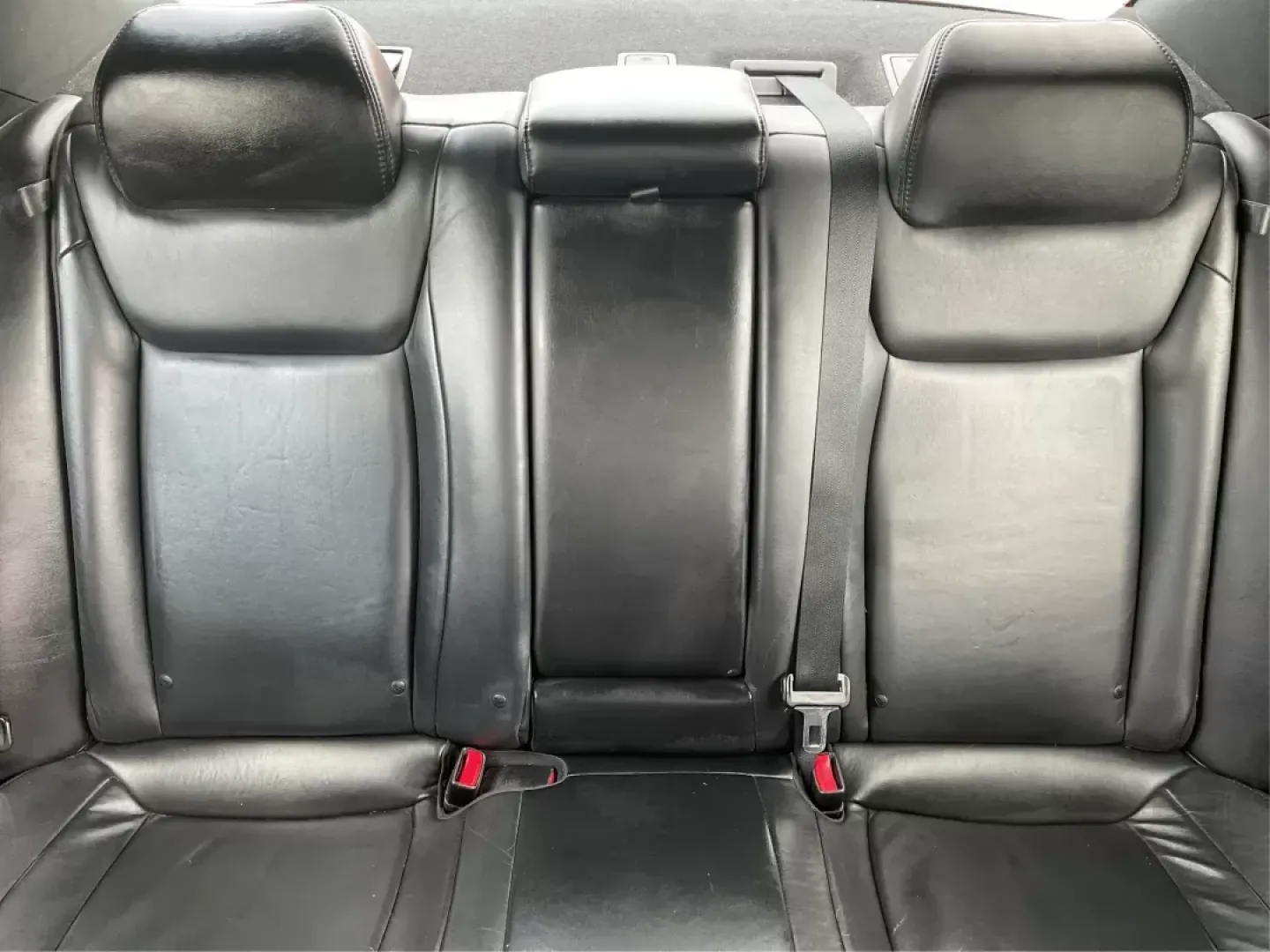 2014 Chrysler 300 Base (2C3CCARG4EH) with an Other engine, located at 1099 N County Rd 25A , Troy, OH, 45373, (937) 908-9800, 40.057041, -84.215462 - Photo#13
