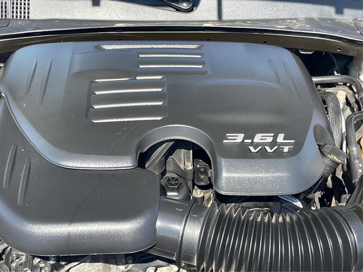 2014 Chrysler 300 RWD (2C3CCAAG8EH) with an Other engine, located at 1184 Kauffman Ave, Fairborn, OH, 45324, (937) 908-9800, 39.807072, -84.031563 - Photo#10