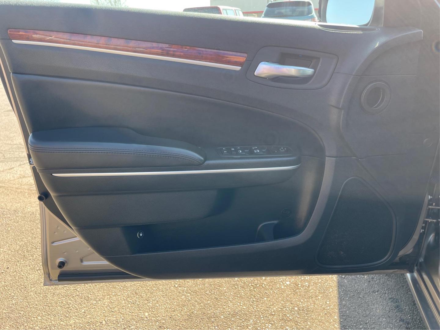 2014 Chrysler 300 RWD (2C3CCAAG8EH) with an Other engine, located at 1184 Kauffman Ave, Fairborn, OH, 45324, (937) 908-9800, 39.807072, -84.031563 - Photo#18