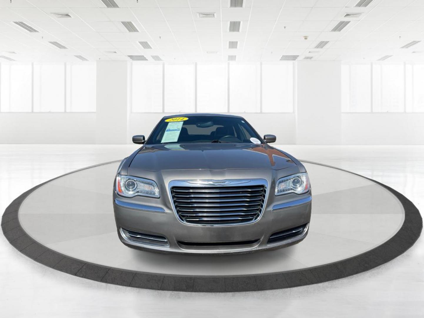 2014 Chrysler 300 RWD (2C3CCAAG8EH) with an Other engine, located at 1184 Kauffman Ave, Fairborn, OH, 45324, (937) 908-9800, 39.807072, -84.031563 - Photo#6