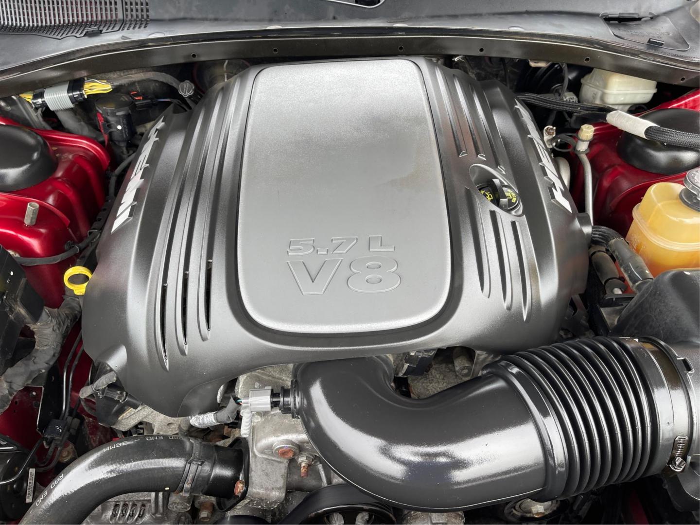 2014 Chrysler 300 C (2C3CCAKT8EH) with an Other engine, located at 1230 East Main St, Xenia, OH, 45385, (937) 908-9800, 39.688042, -83.910538 - Photo#10