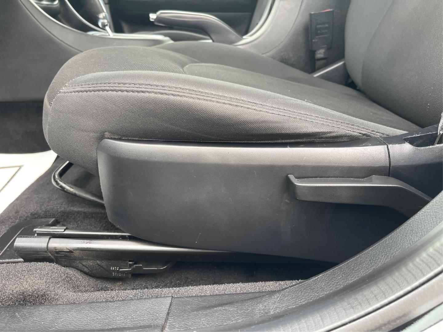 2014 Dodge Avenger SE (1C3CDZAB9EN) with an 2.4L L4 DOHC 16V engine, 4-Speed Automatic transmission, located at 880 E. National Road, OH, 45377, (937) 908-9800, 39.891918, -84.183975 - Photo#16