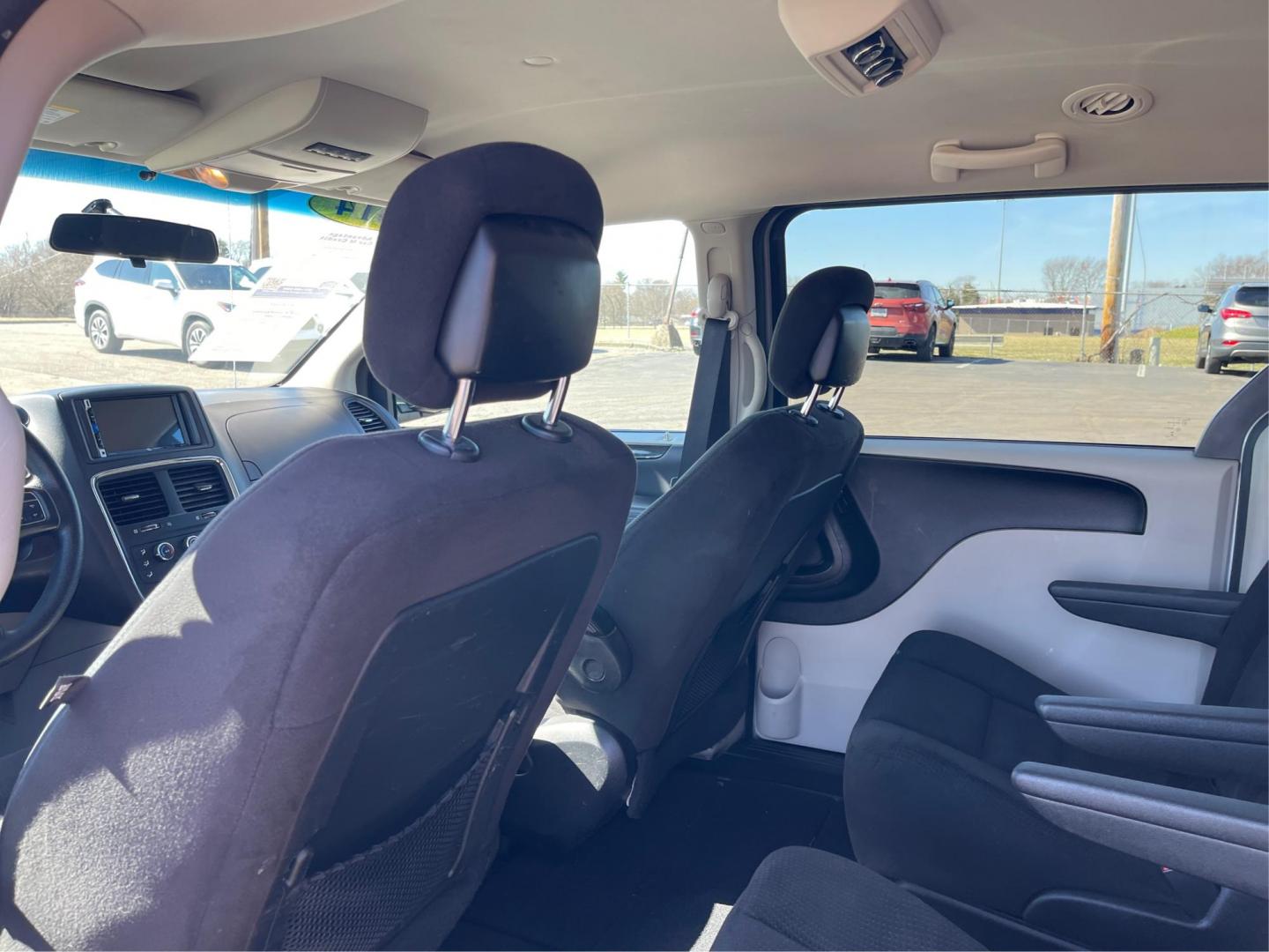 2014 Dodge Grand Caravan SXT (2C4RDGCG4ER) with an 3.6L V-6 DOHC engine, located at 1951 S Dayton Lakeview Rd., New Carlisle, OH, 45344, (937) 908-9800, 39.890999, -84.050255 - Photo#9