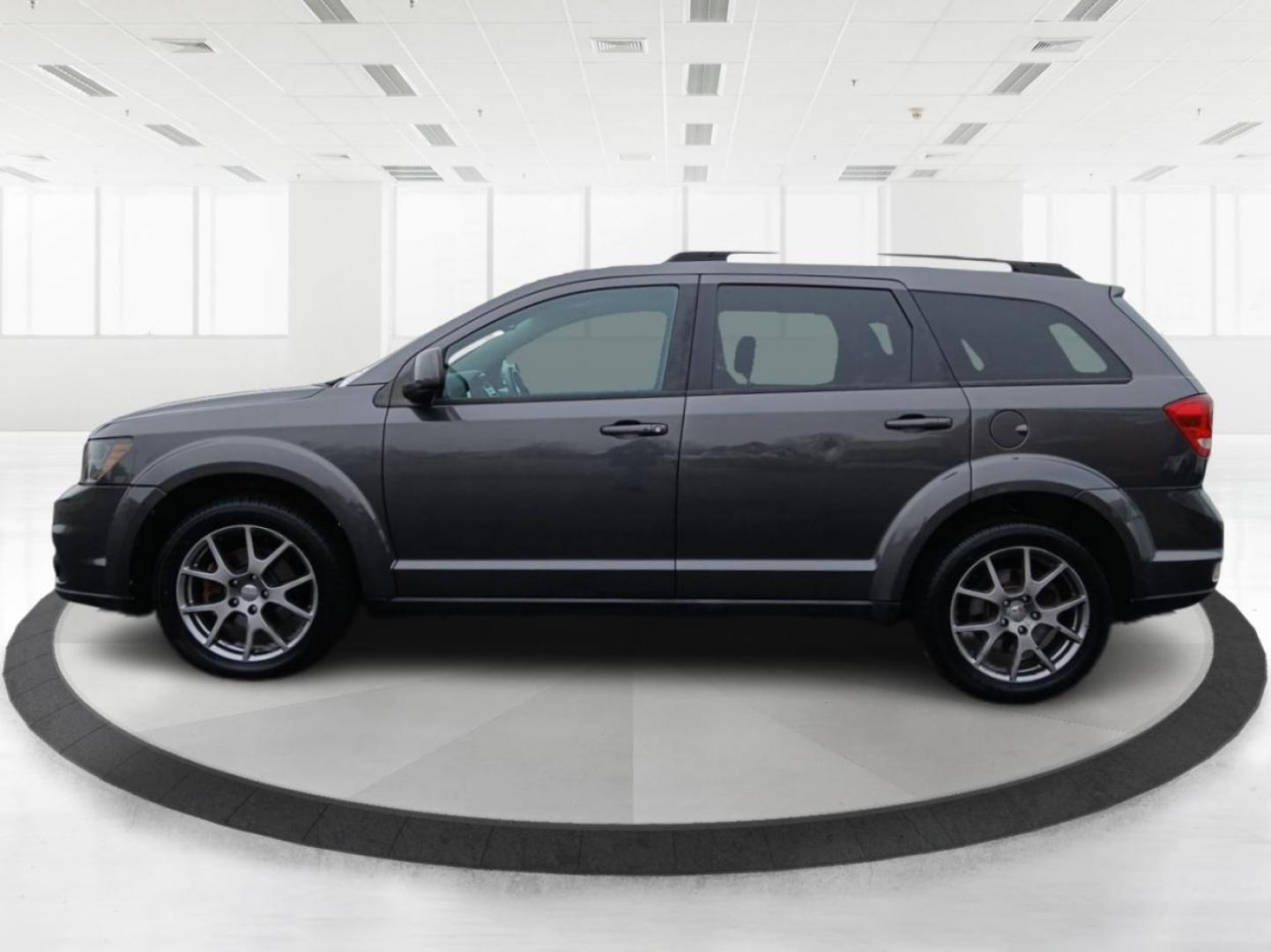 2014 Dodge Journey R/T AWD (3C4PDDEG2ET) with an 3.6L V6 DOHC 24V engine, 6-Speed Automatic transmission, located at 1951 S Dayton Lakeview Rd., New Carlisle, OH, 45344, (937) 908-9800, 39.890999, -84.050255 - Photo#5