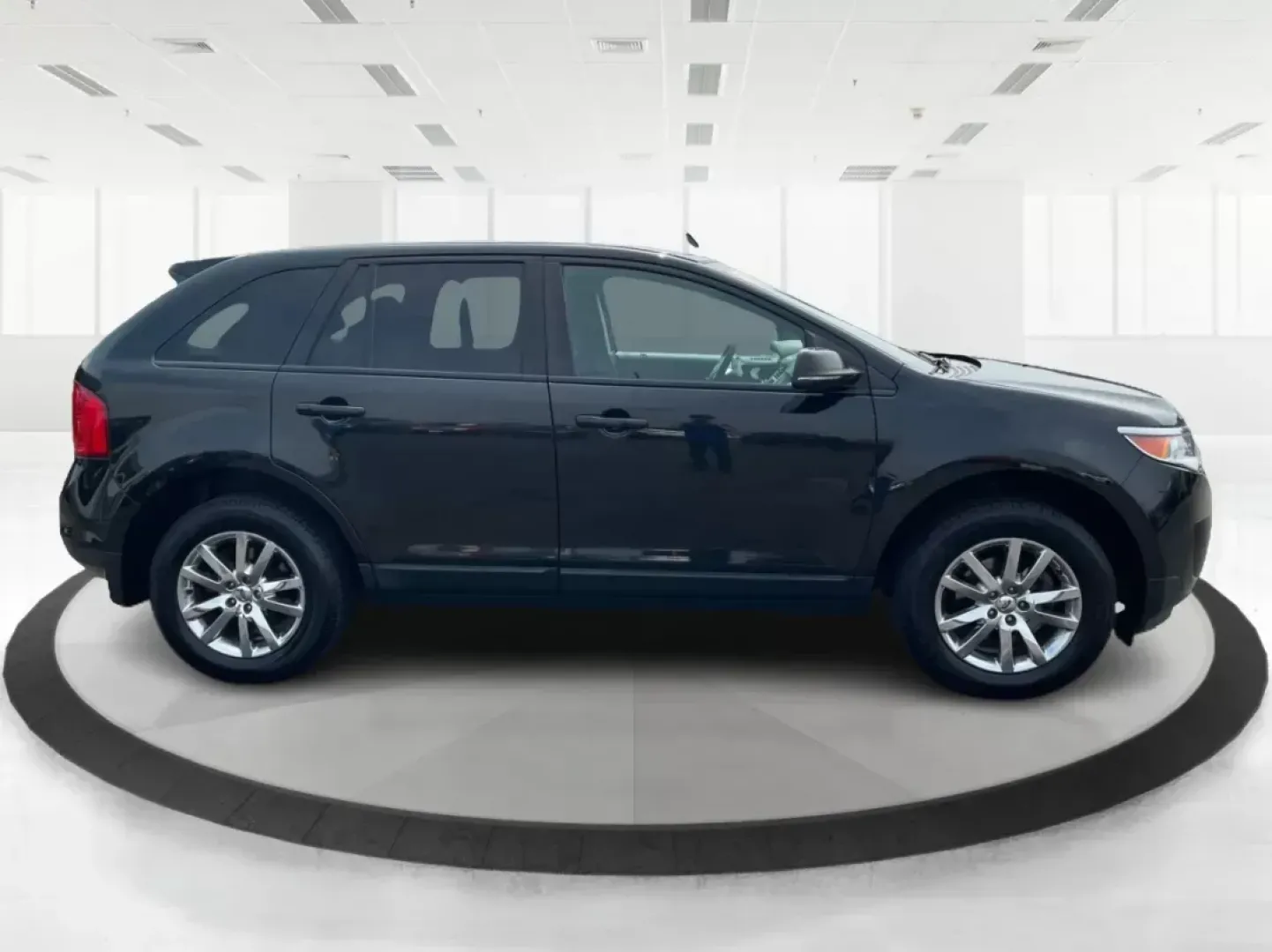 2014 Ford Edge SEL (2FMDK3JC2EB) with an Other engine, located at 1230 East Main St, Xenia, OH, 45385, (937) 908-9800, 39.688042, -83.910538 - Photo#1