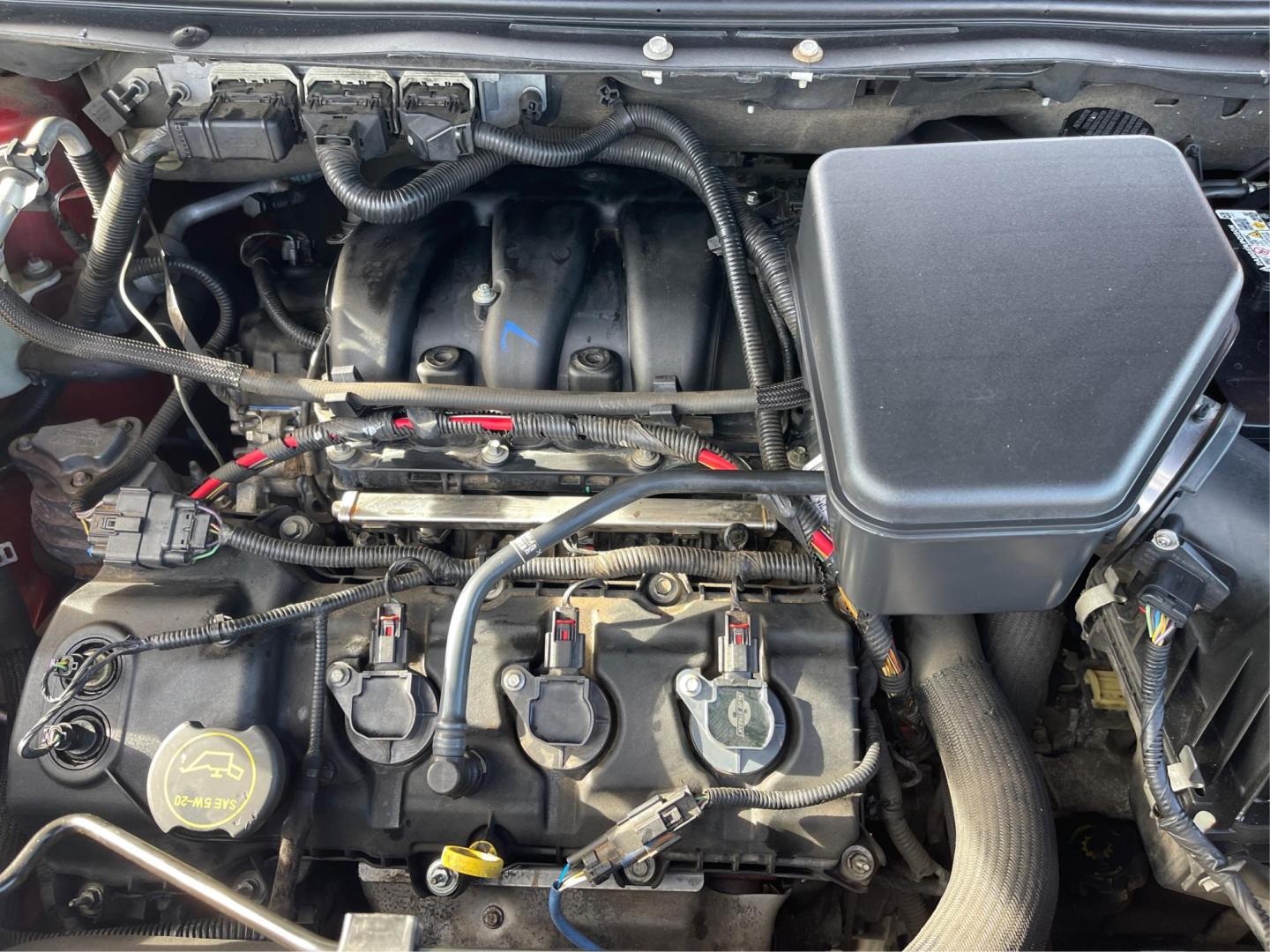 2014 Ford Edge SEL (2FMDK3JC0EB) with an Other engine, located at 4508 South Dixie Dr, Moraine, OH, 45439, (937) 908-9800, 39.807072, -84.031563 - Photo#10